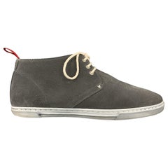 KITON - Bottes en daim grises « Chukka » avec brides, taille 8