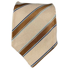 KITON Cravatta a righe diagonali bianche e taniche