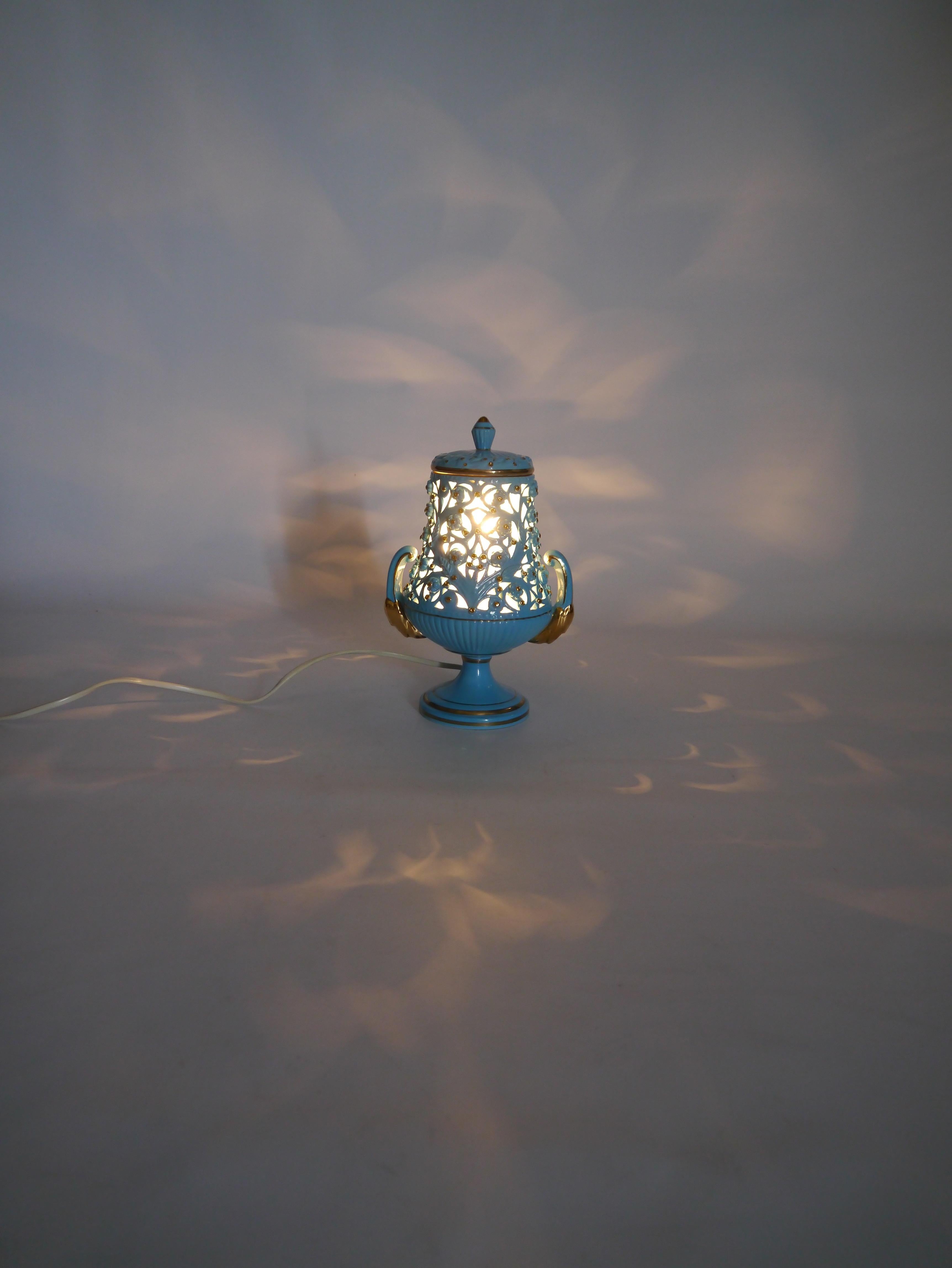 Kitsch Azure Blue / Gold Ceramic Lamp, Italy, 1960s For Sale at 