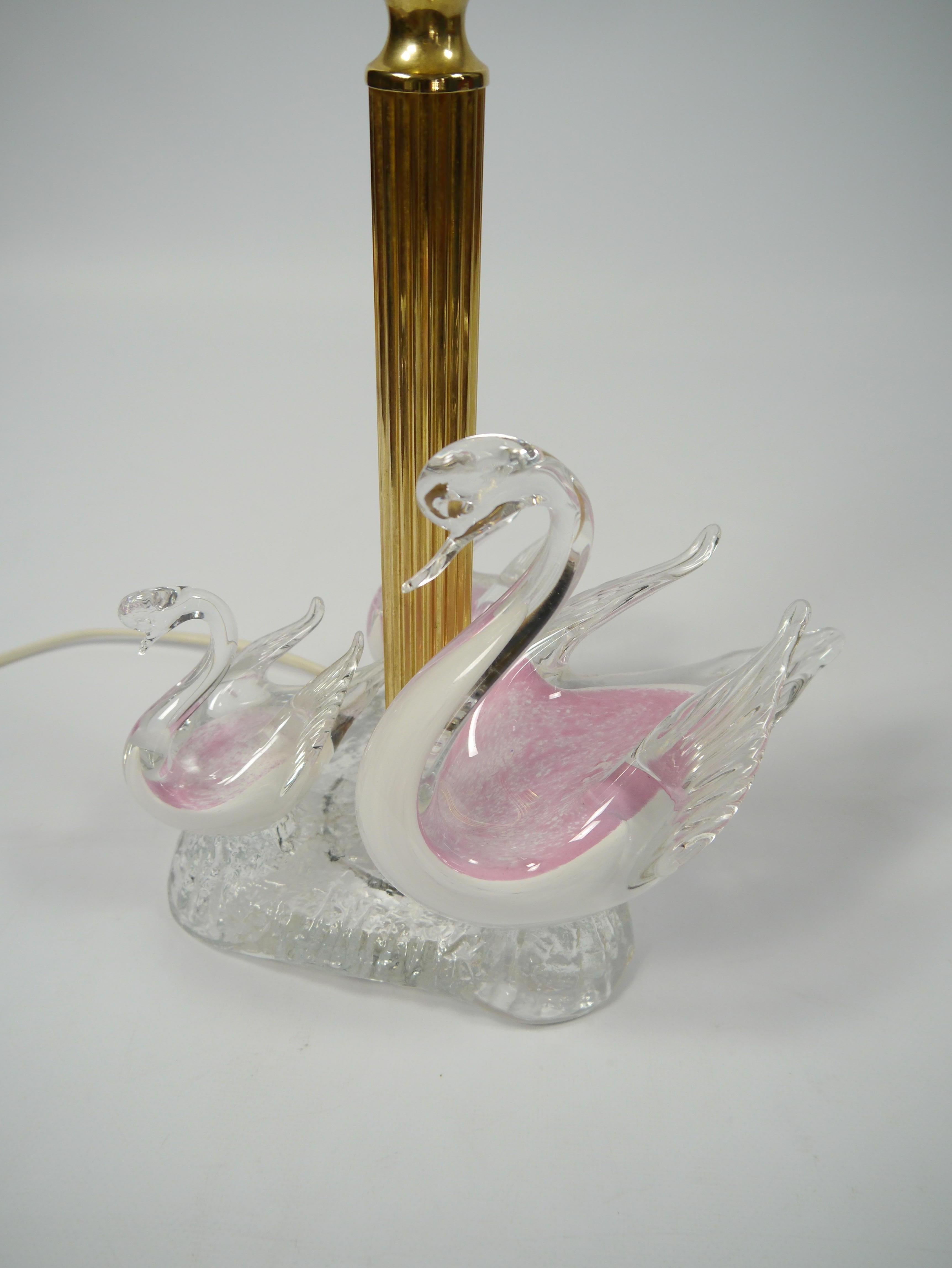 Romantic Kitsch Brass and Glass Swans Table Lamp, 1980s For Sale