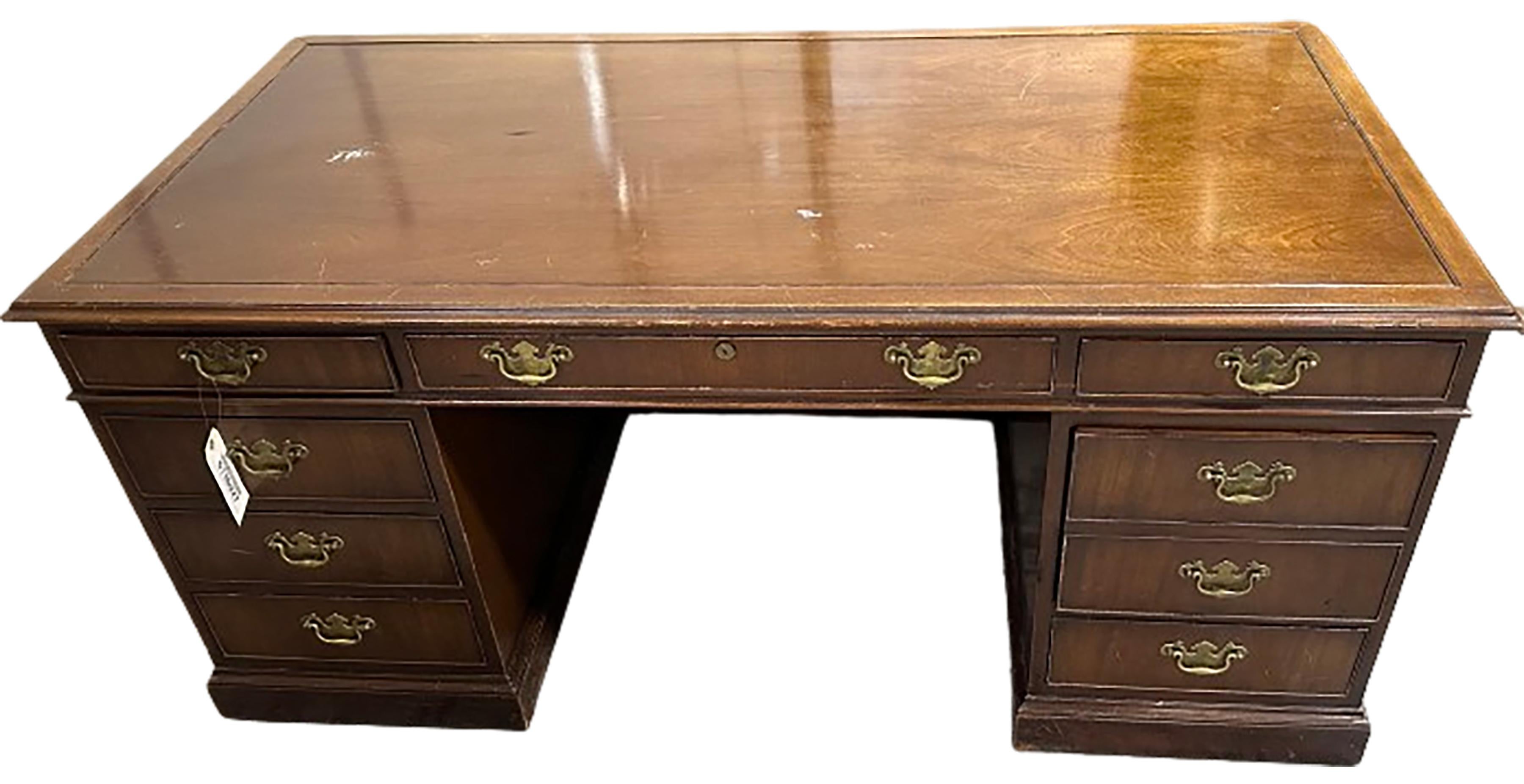 Late 20th Century Kittenger Wood Lawyer's Desk For Sale