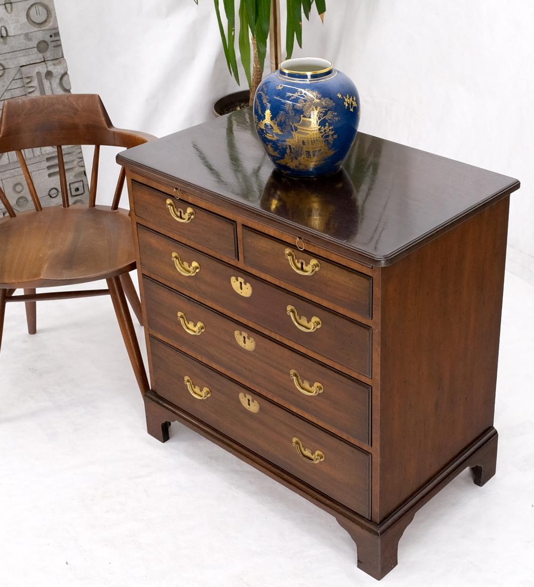 Brass Kittinger 5 Drawers Pull Out Tray Mahogany Federal Style Bachelor Chest Dresser For Sale
