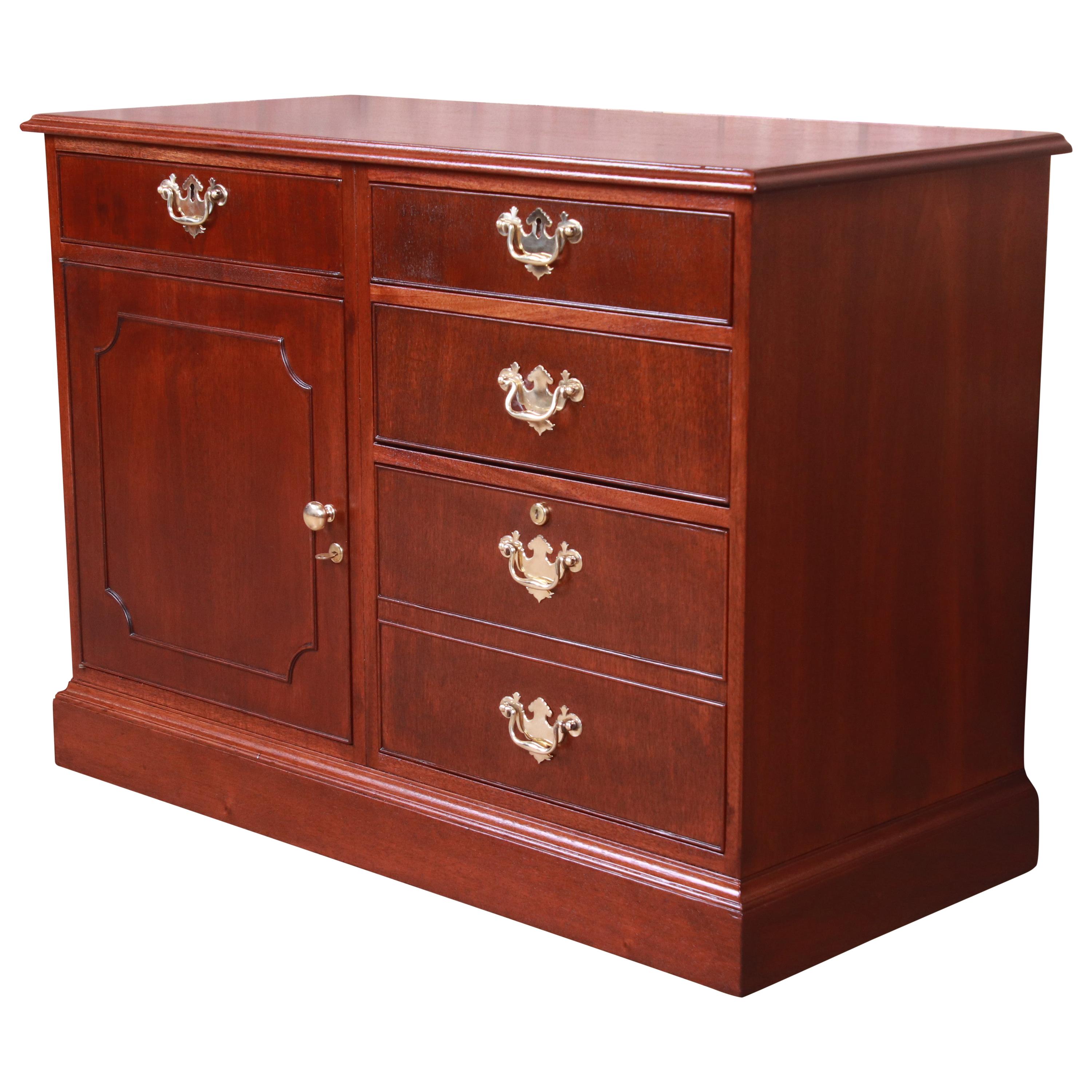 Kittinger American Chippendale Mahogany Credenza or Bar Cabinet, Refinished