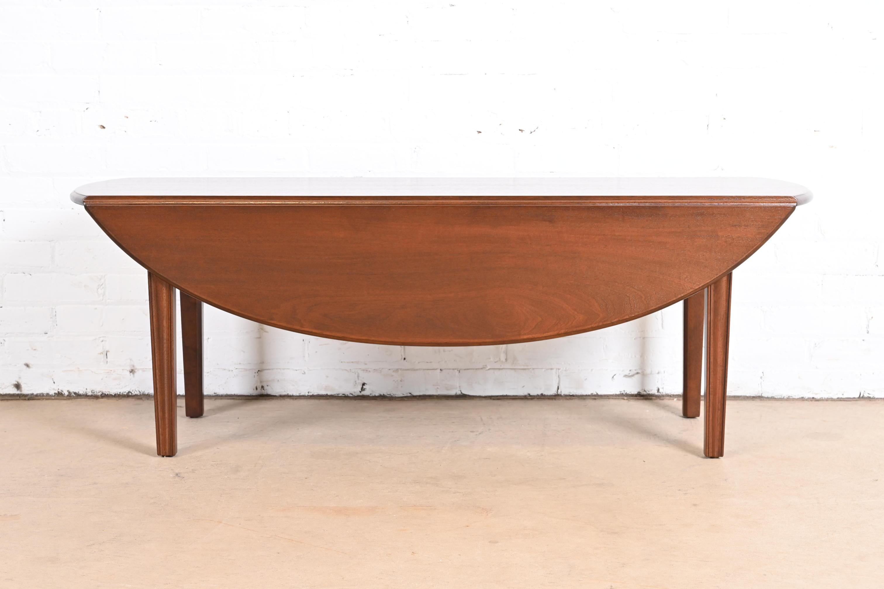 Kittinger American Colonial Mahogany Drop Leaf Coffee Table, Newly Refinished For Sale 1