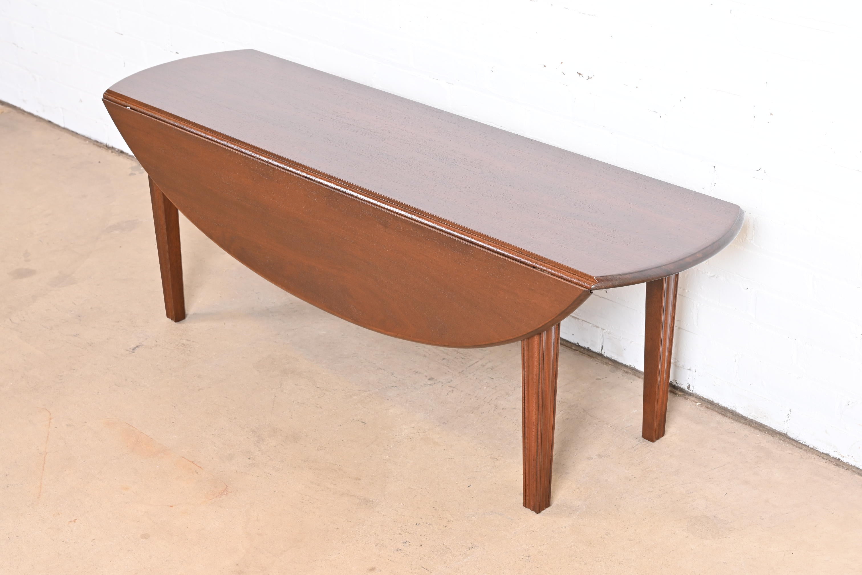 Kittinger American Colonial Mahogany Drop Leaf Coffee Table, Newly Refinished For Sale 3
