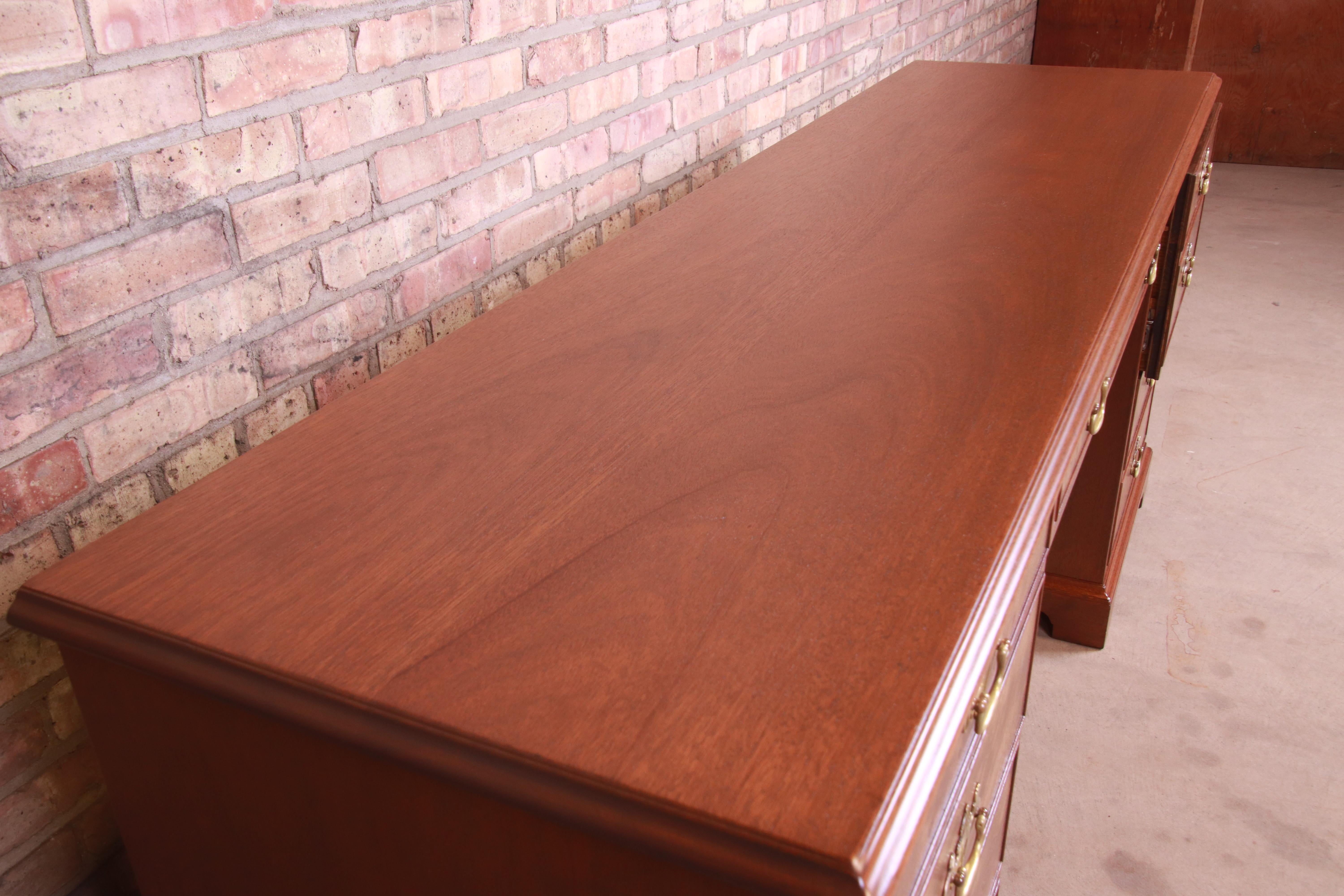 Kittinger Chippendale Burled Walnut and Mahogany Desk or Credenza, Refinished For Sale 5