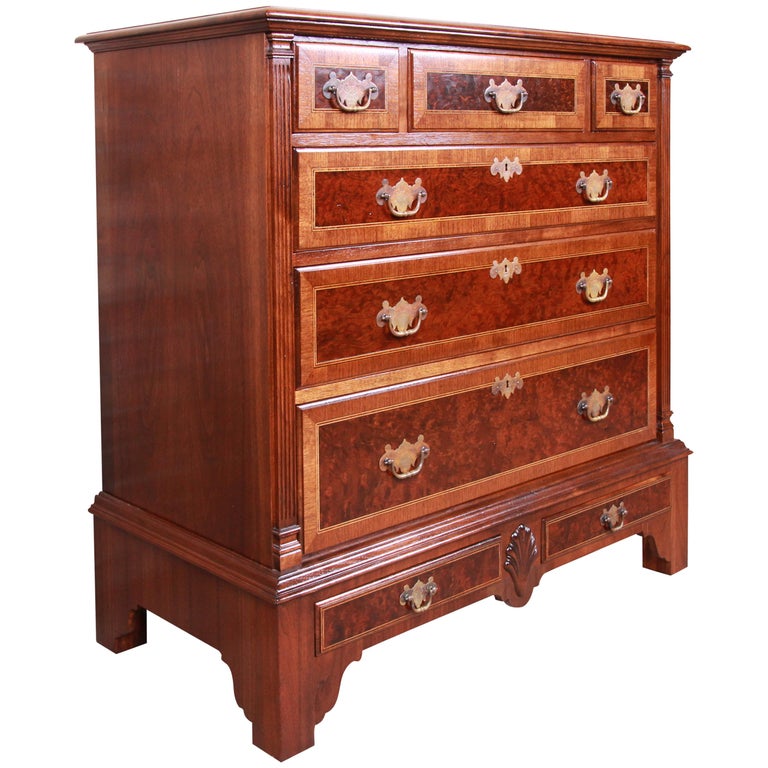 8 Drawer Dressers 33 For Sale On 1stdibs