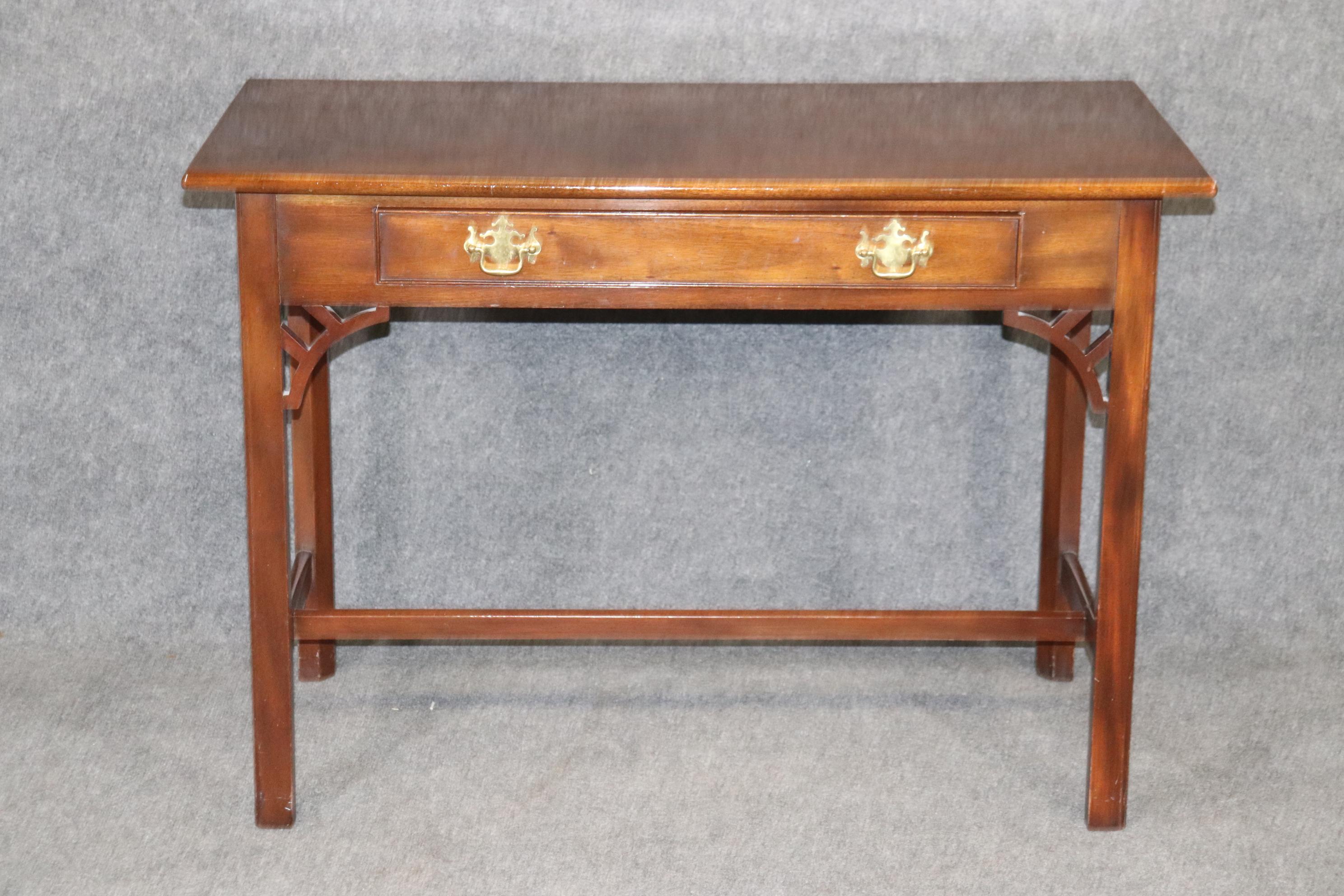 Chippendale Kittinger Table à écrire en acajou de la collection Colonial Williamsburg  en vente