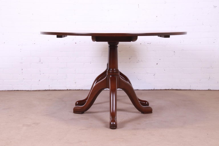 Kittinger Colonial Williamsburg Georgian Mahogany Triple Pedestal Dining Table For Sale 14