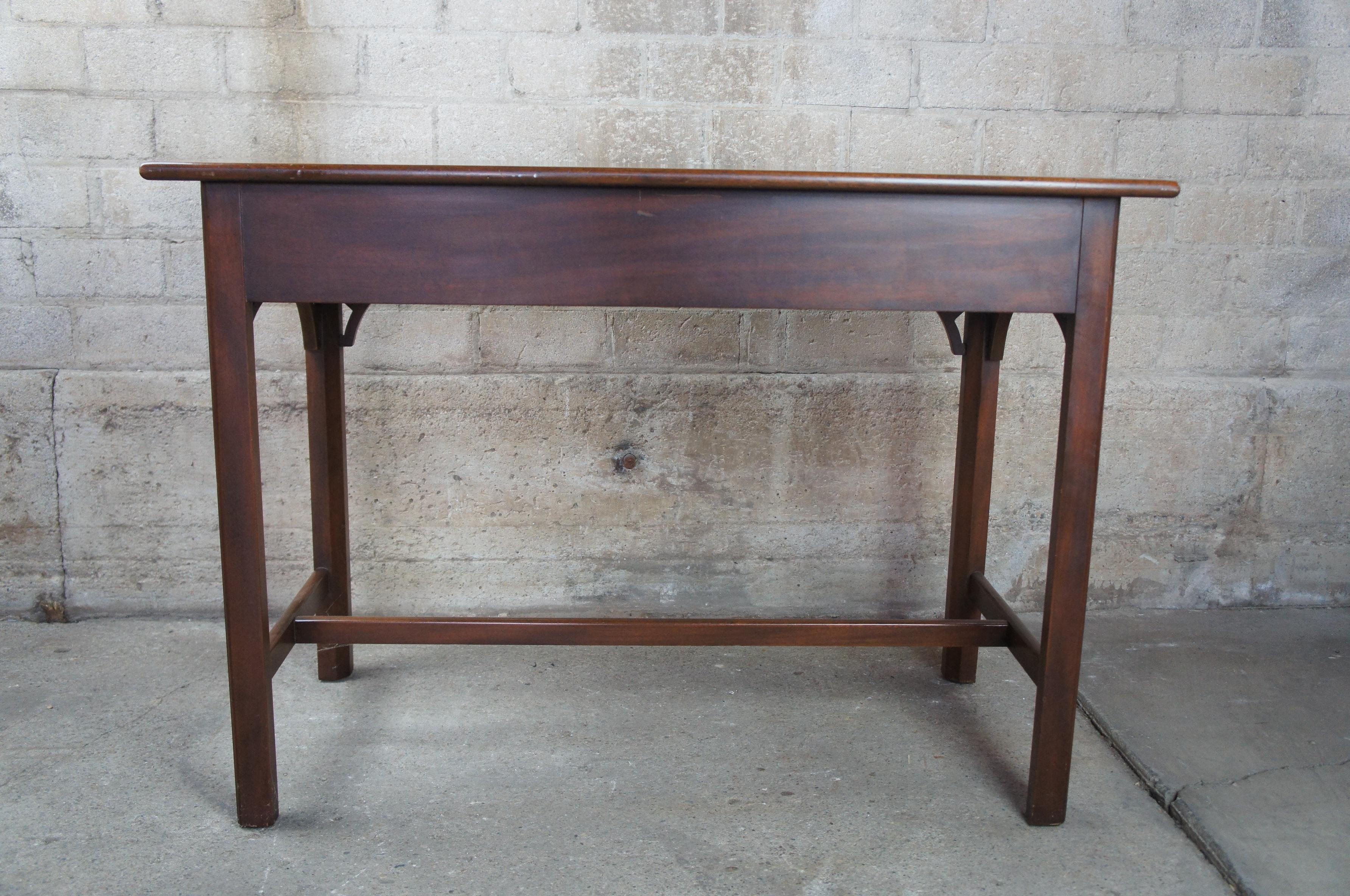 Kittinger Colonial Williamsburg Mahogany Console Traditional Table or Desk 7