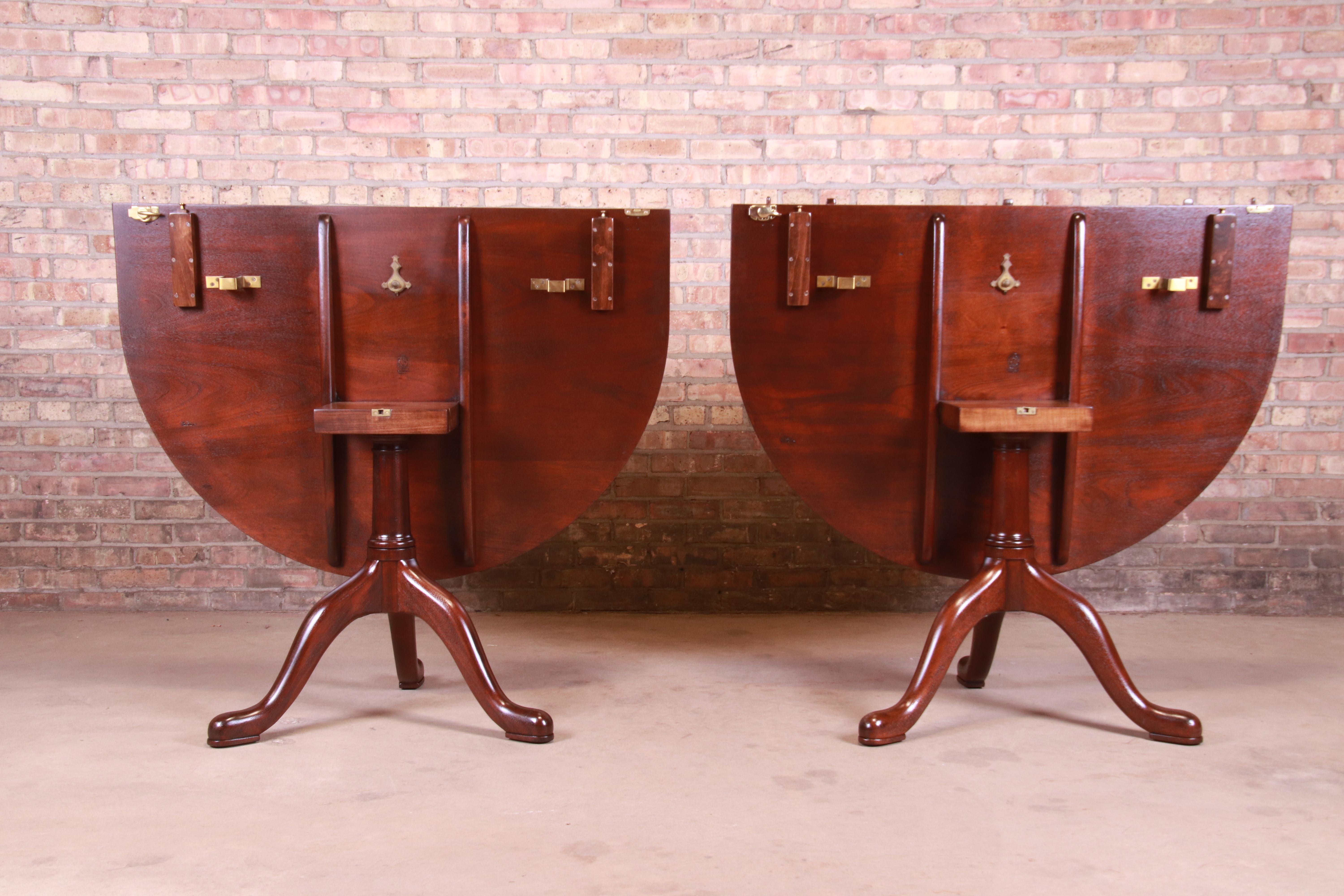 Kittinger Colonial Williamsburg Mahogany Extension Dining Table, Refinished 7