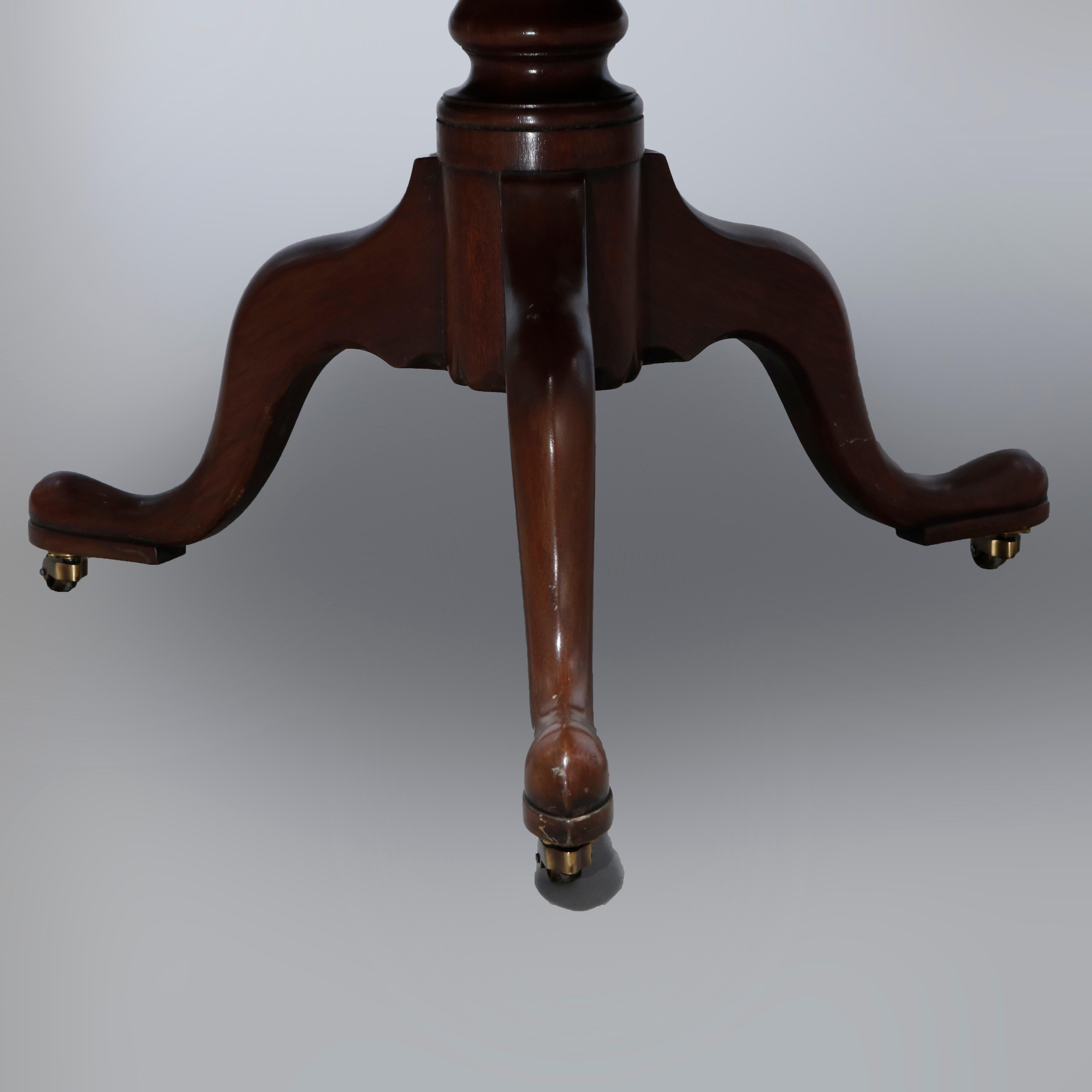 20th Century Kittinger Colonial Williamsburg Queen Anne Mahogany Revolving Server, 20th C For Sale