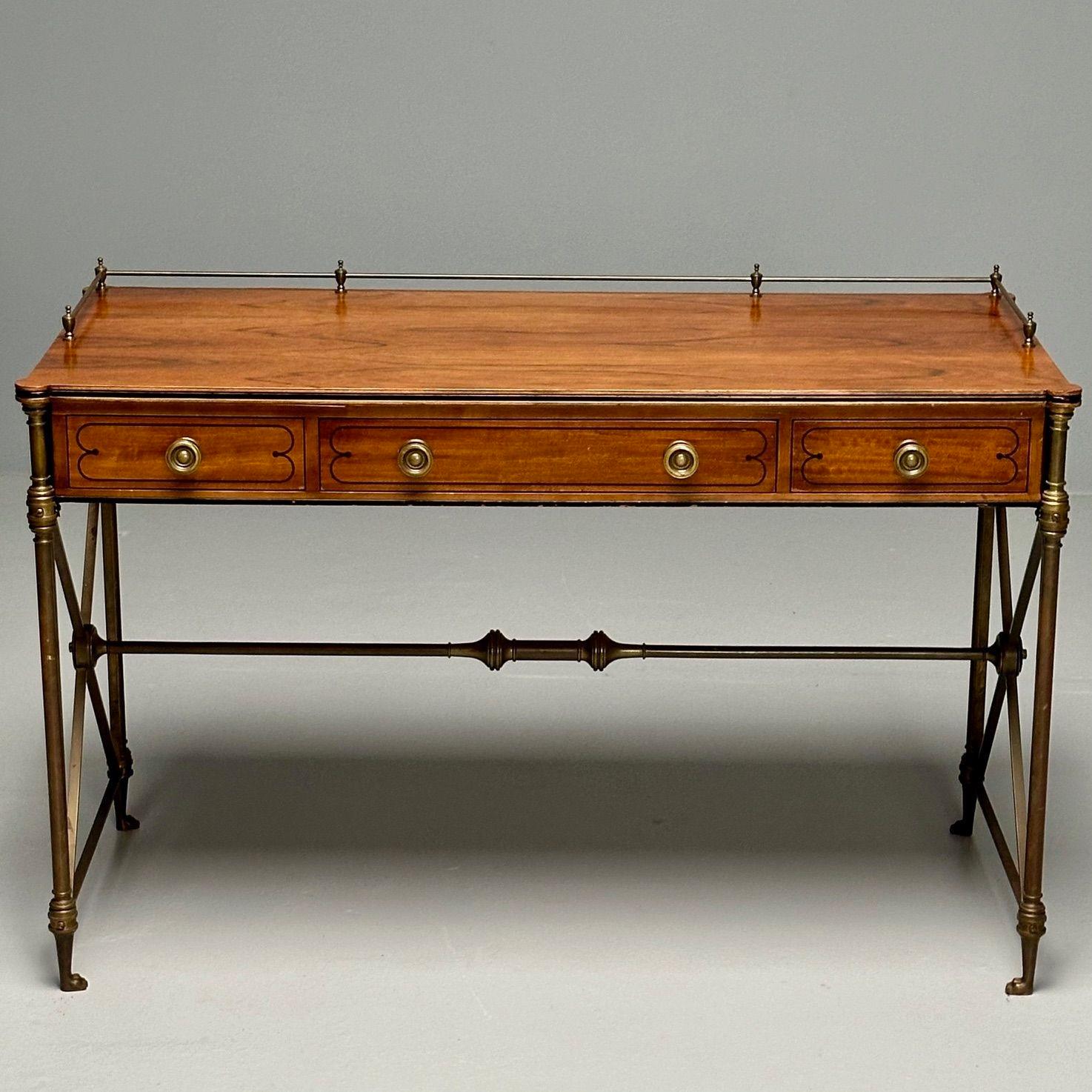 Kittinger, English Regency, Campaign Desk, Rosewood, Satinwood, Brass, USA 1950s

Regency campaign desk designed and produced by Kittinger in the United States, circa 1950s. This desk is comprised of rosewood and satinwood with ebonized drawer