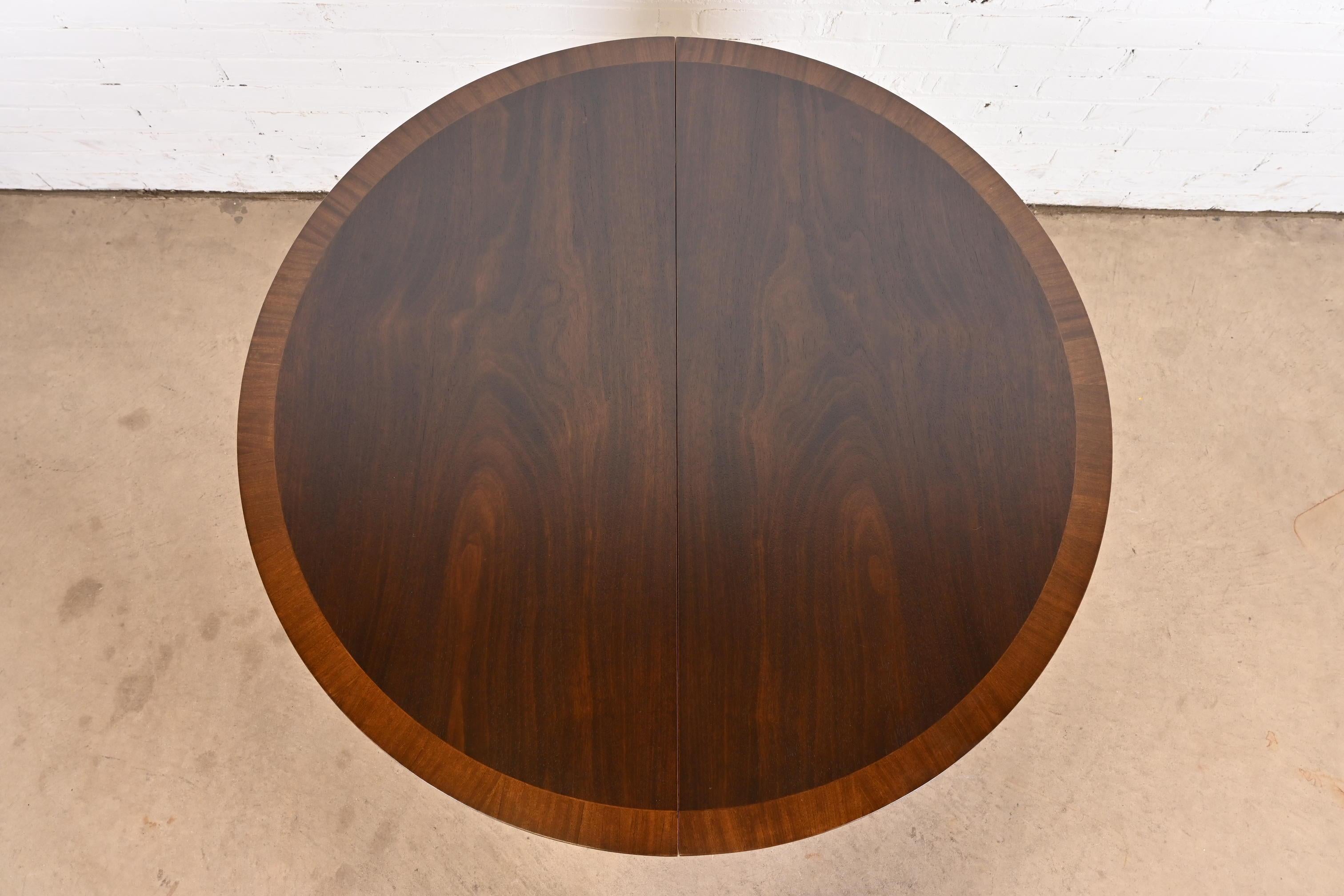 Kittinger Federal Inlaid Mahogany Extension Dining Table, Newly Refinished 4