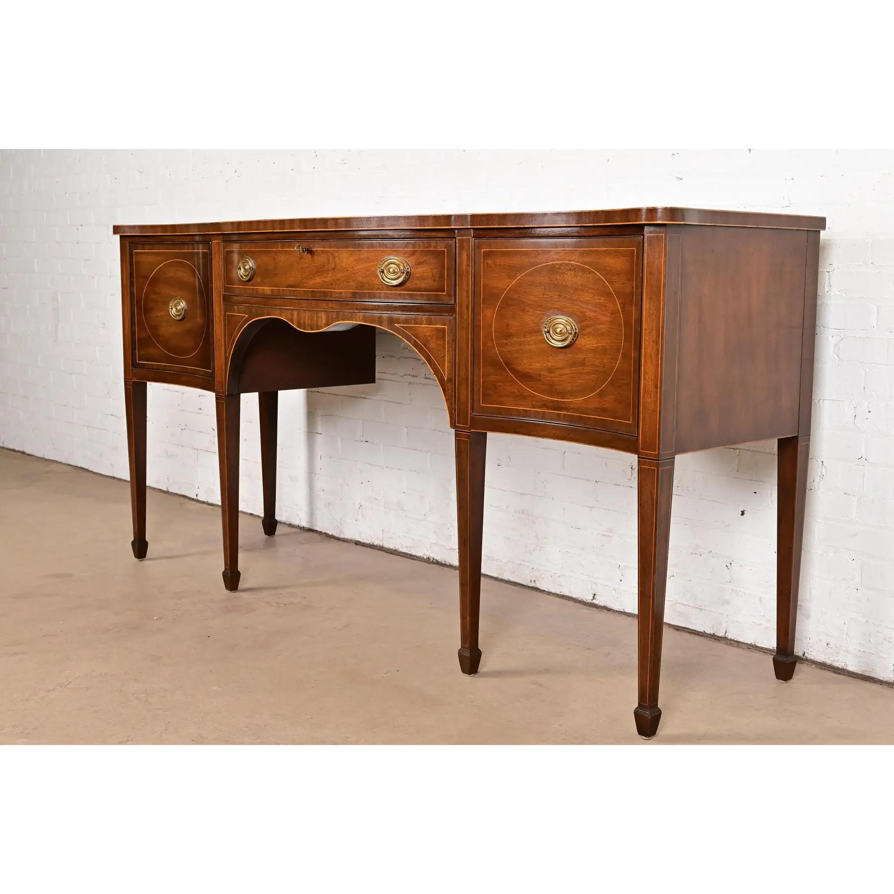 Kittinger Federal Inlaid Mahogany Serpentine Front Sideboard Credenza In Good Condition For Sale In South Bend, IN
