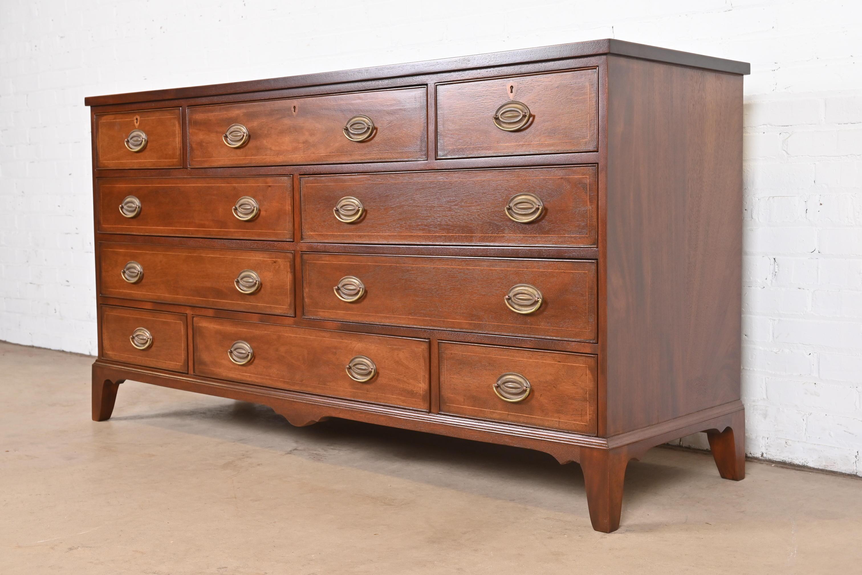 American Kittinger Federal Inlaid Mahogany Ten-Drawer Dresser, Newly Refinished For Sale