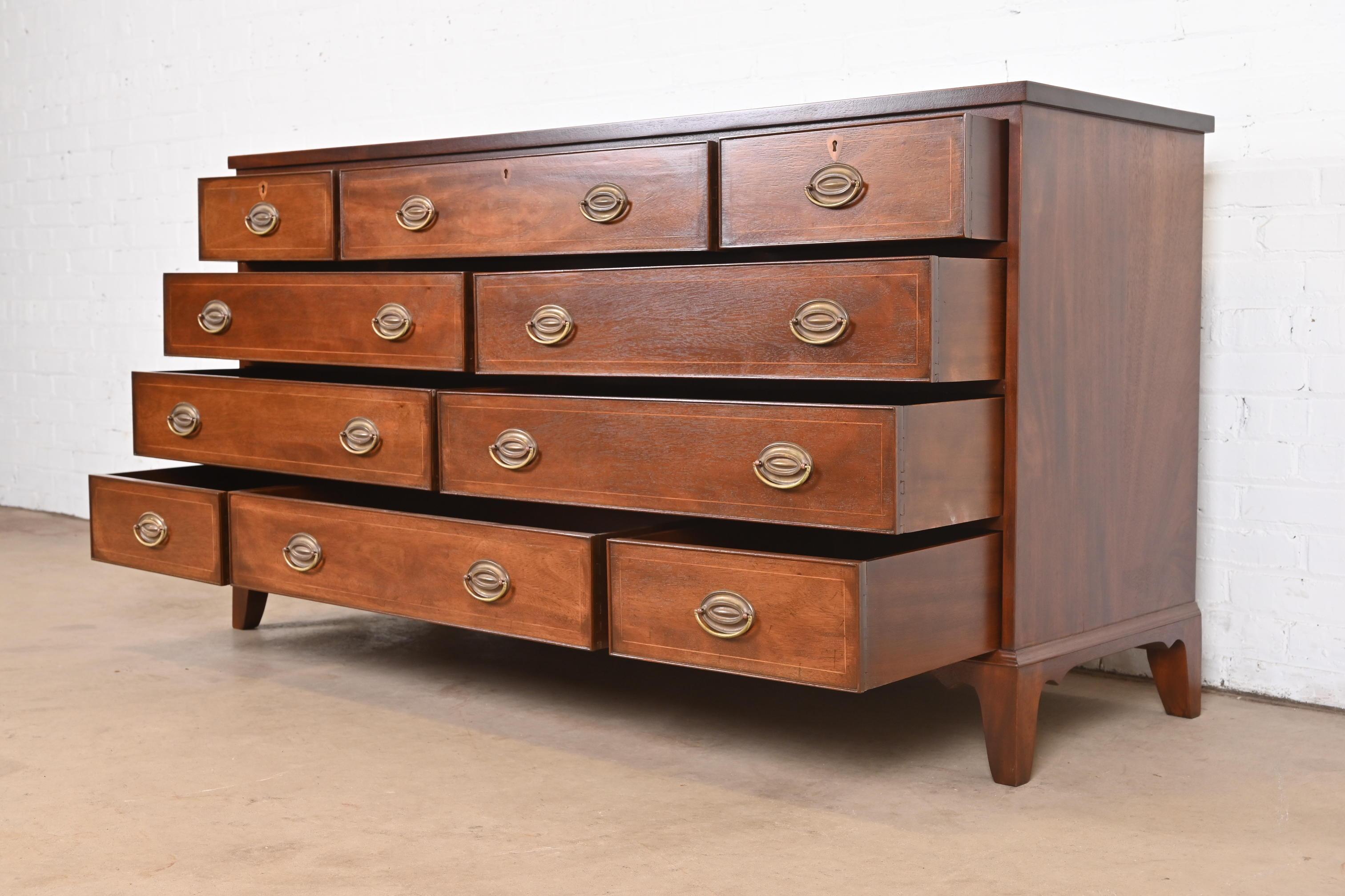 Kittinger Federal Inlaid Mahogany Ten-Drawer Dresser, Newly Refinished For Sale 2