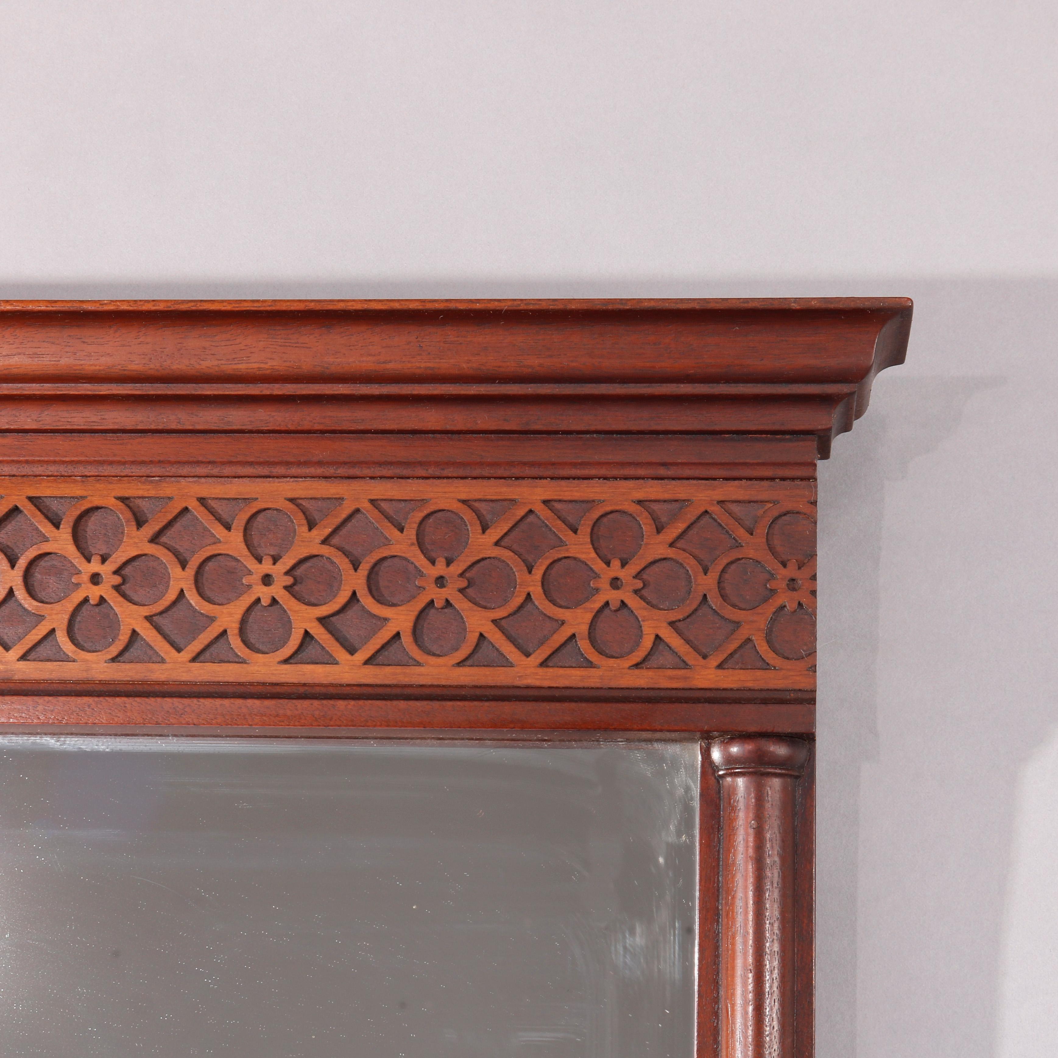 Kittinger Federal Style Carved Mahogany Wall Mirror circa 1930 In Good Condition In Big Flats, NY