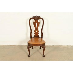 Chaise d'appoint ou de salle à manger en acajou sculpté de style géorgien « Kittinger »