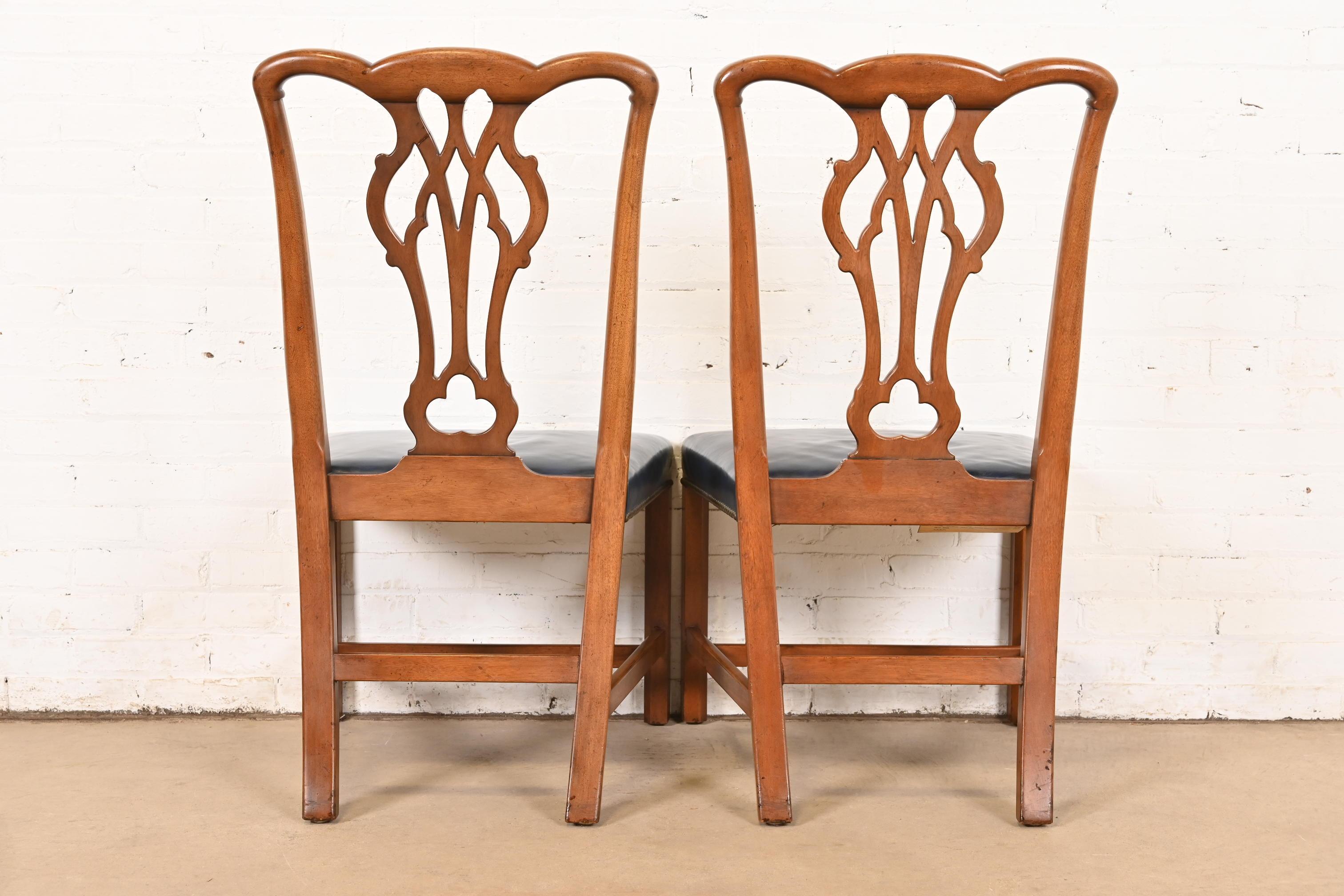 Kittinger Georgian Carved Mahogany Side Chairs or Dining Chairs, Pair For Sale 4