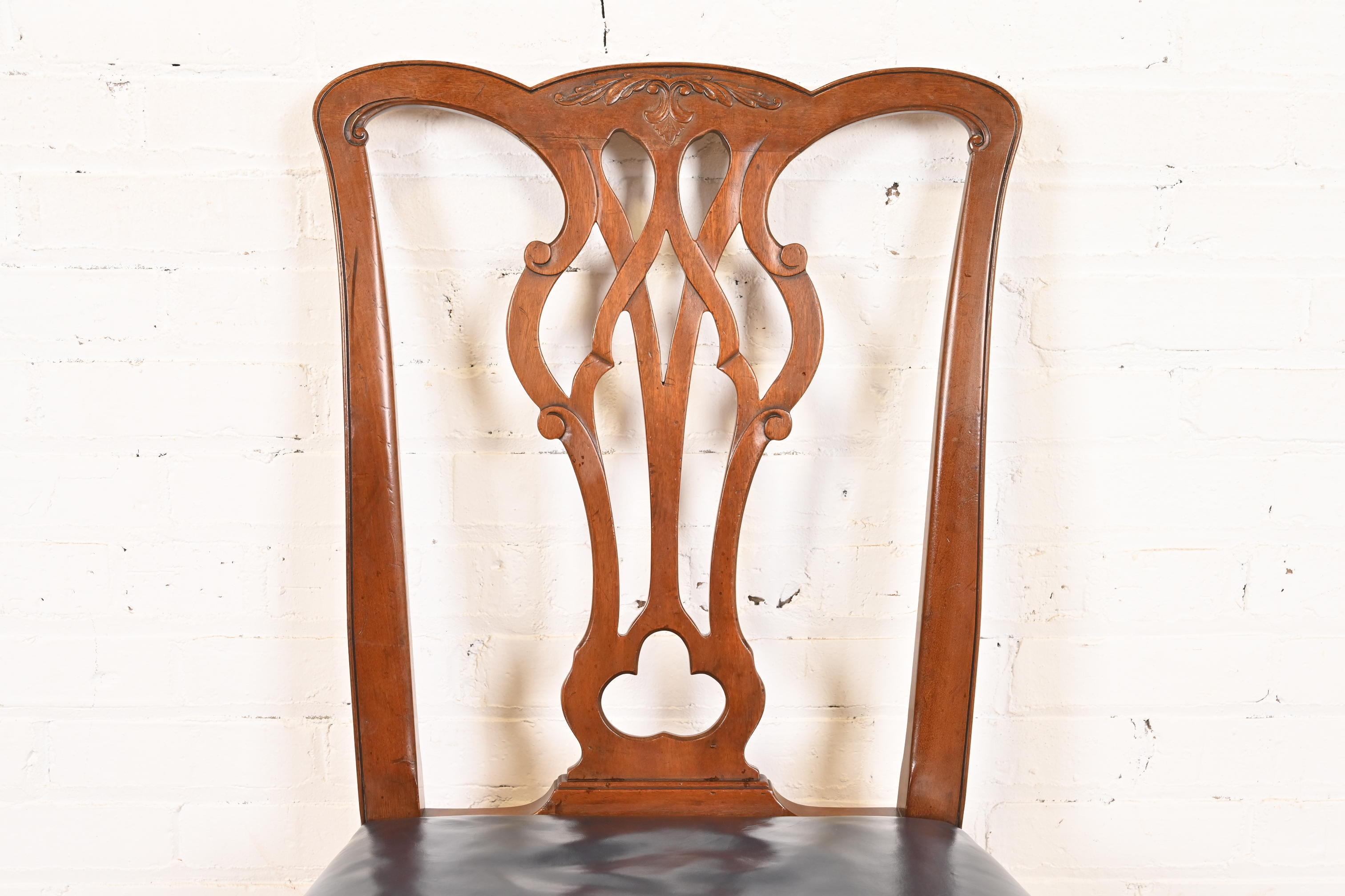 Kittinger Georgian Carved Mahogany Side Chairs or Dining Chairs, Pair For Sale 1
