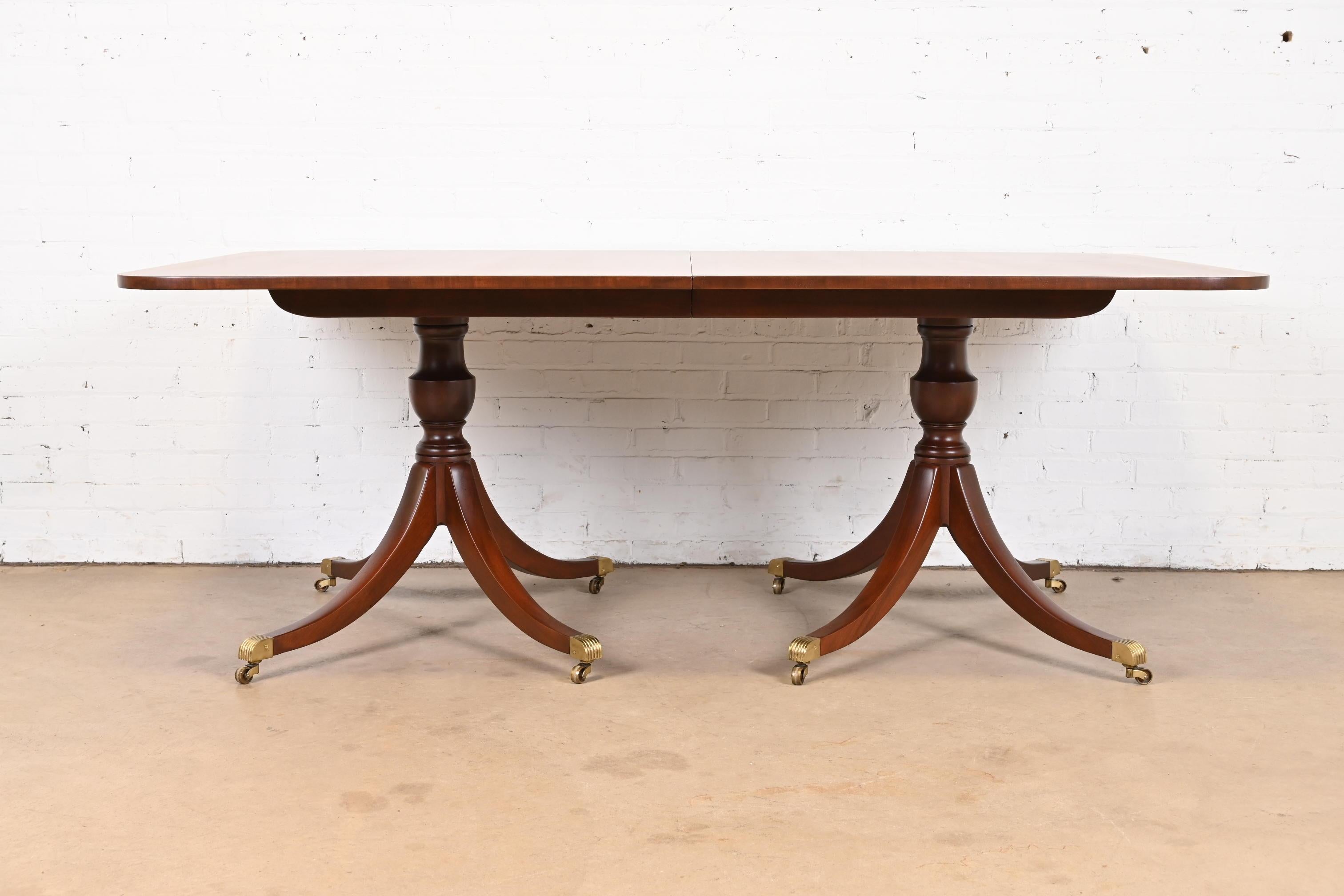 Kittinger Georgian Mahogany Double Pedestal Dining Table, Newly Refinished For Sale 6
