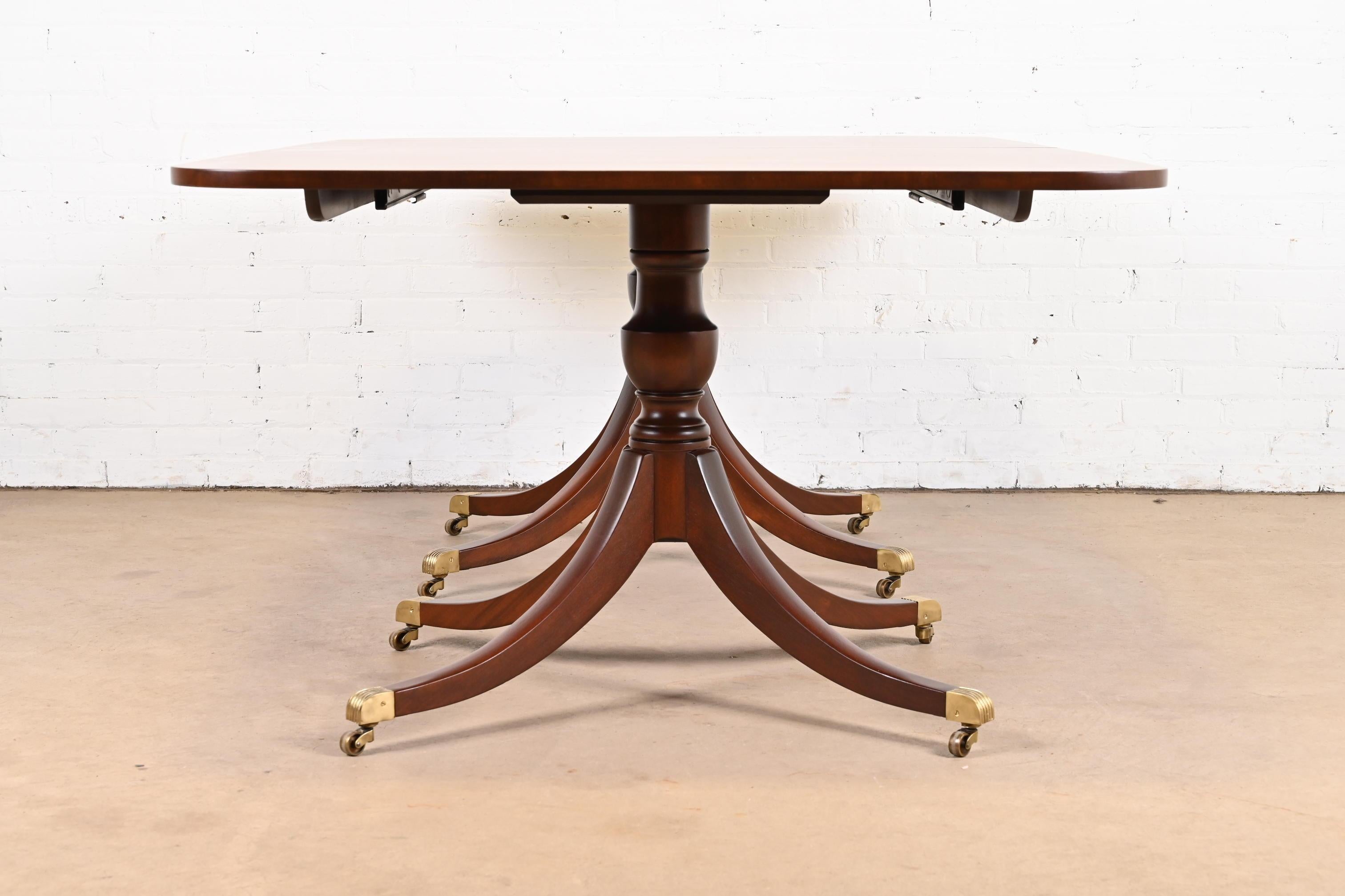 Kittinger Georgian Mahogany Double Pedestal Dining Table, Newly Refinished For Sale 9