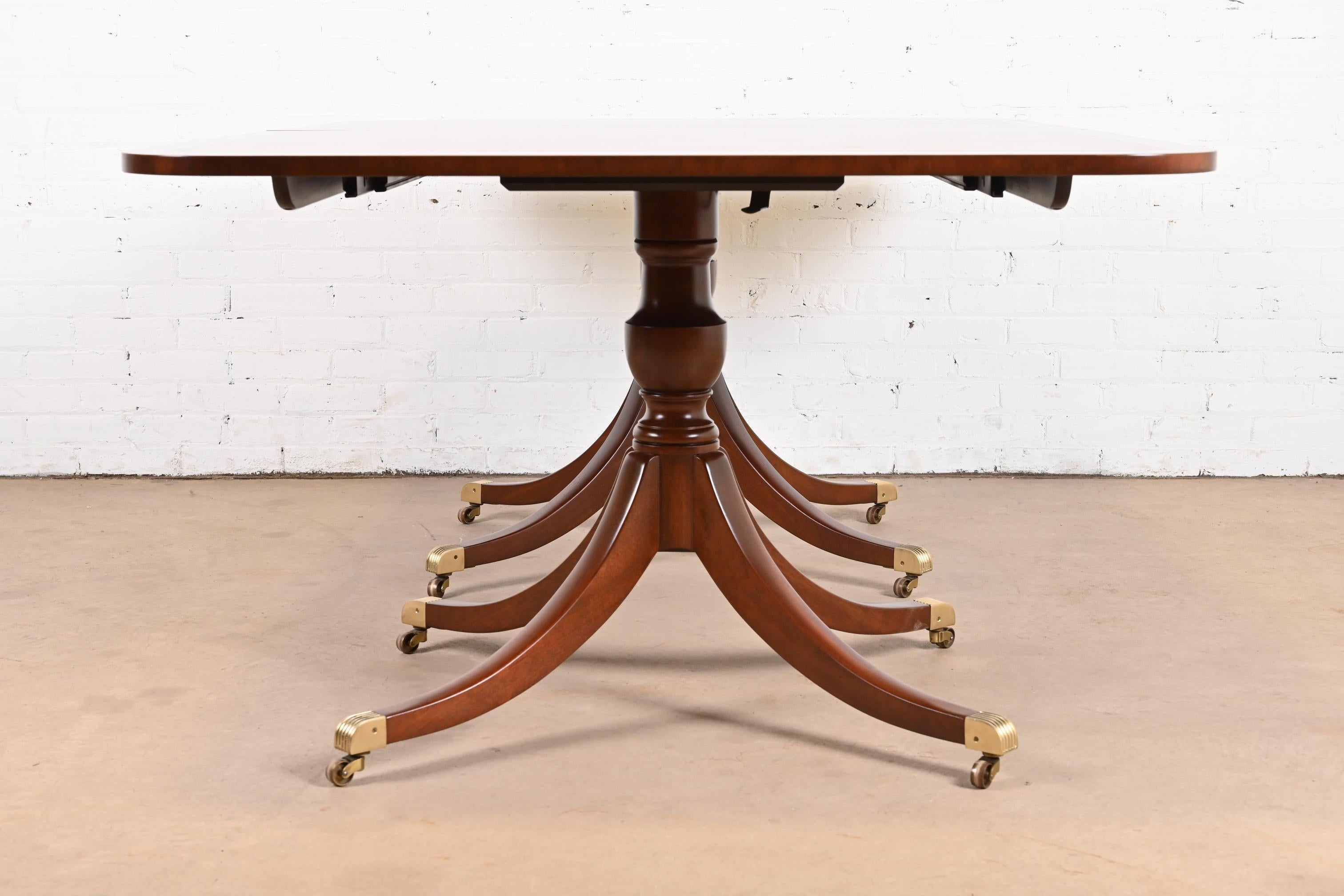 Kittinger Georgian Mahogany Double Pedestal Dining Table, Newly Refinished For Sale 9