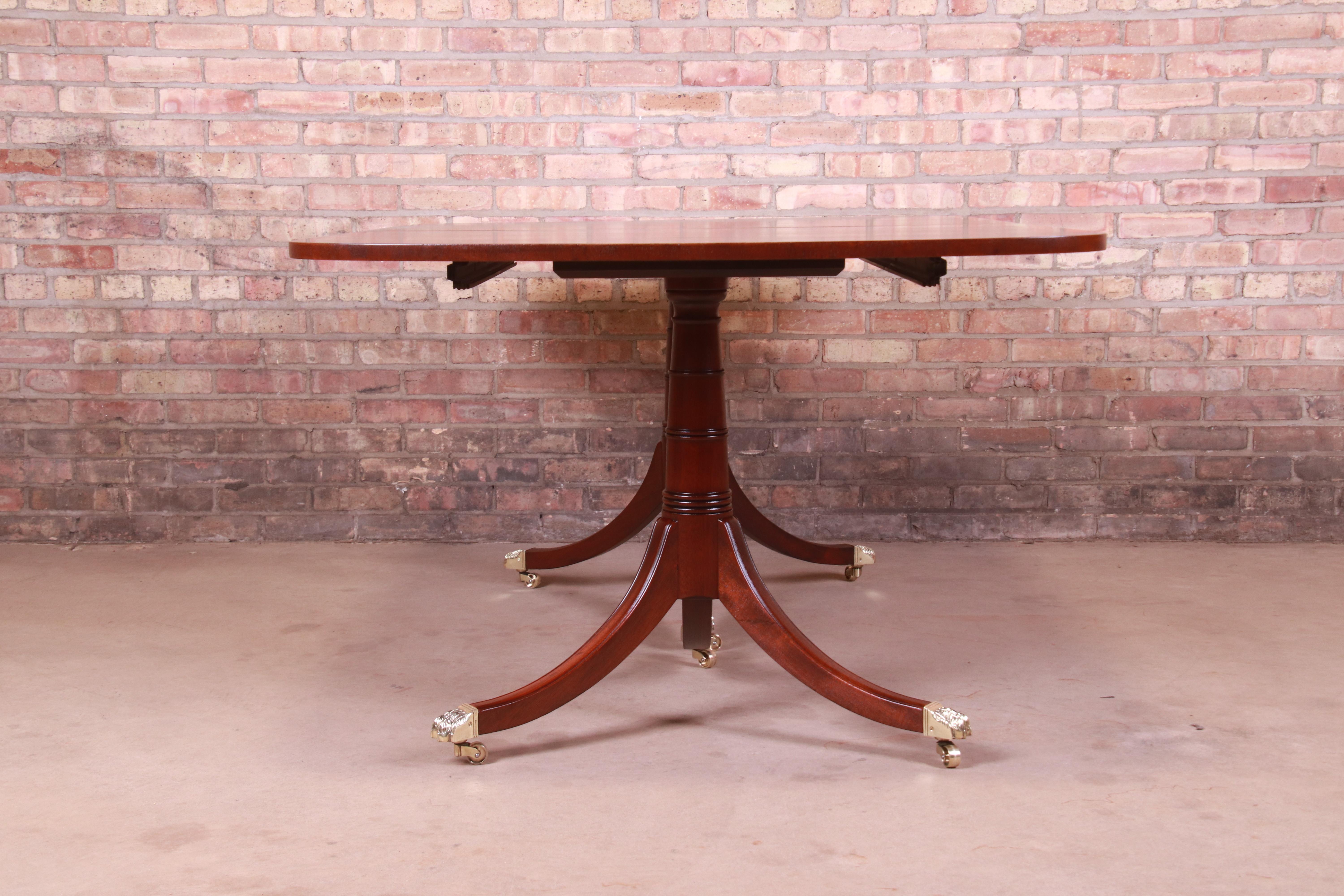Kittinger Georgian Mahogany Double Pedestal Dining Table, Newly Refinished 12