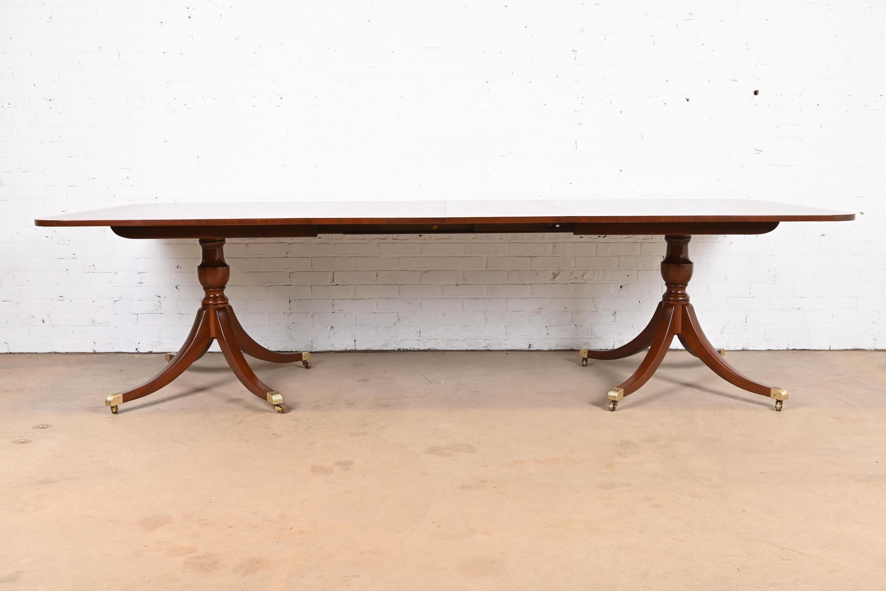 Late 20th Century Kittinger Georgian Mahogany Double Pedestal Dining Table, Newly Refinished For Sale