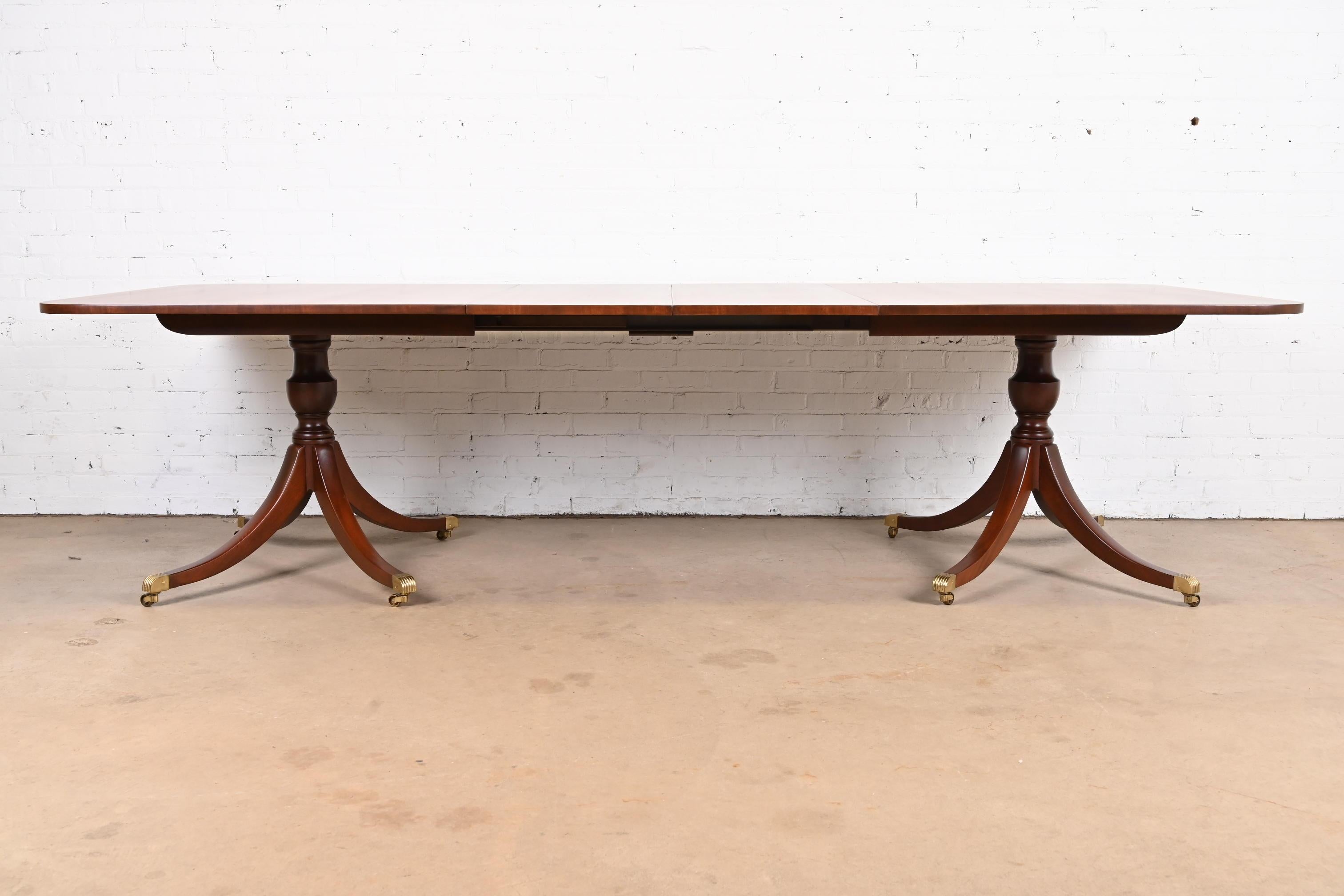 Kittinger Georgian Mahogany Double Pedestal Dining Table, Newly Refinished For Sale 1