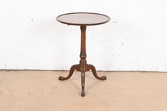 Kittinger Georgian Mahogany Pedestal Tea Table, Circa 1960s