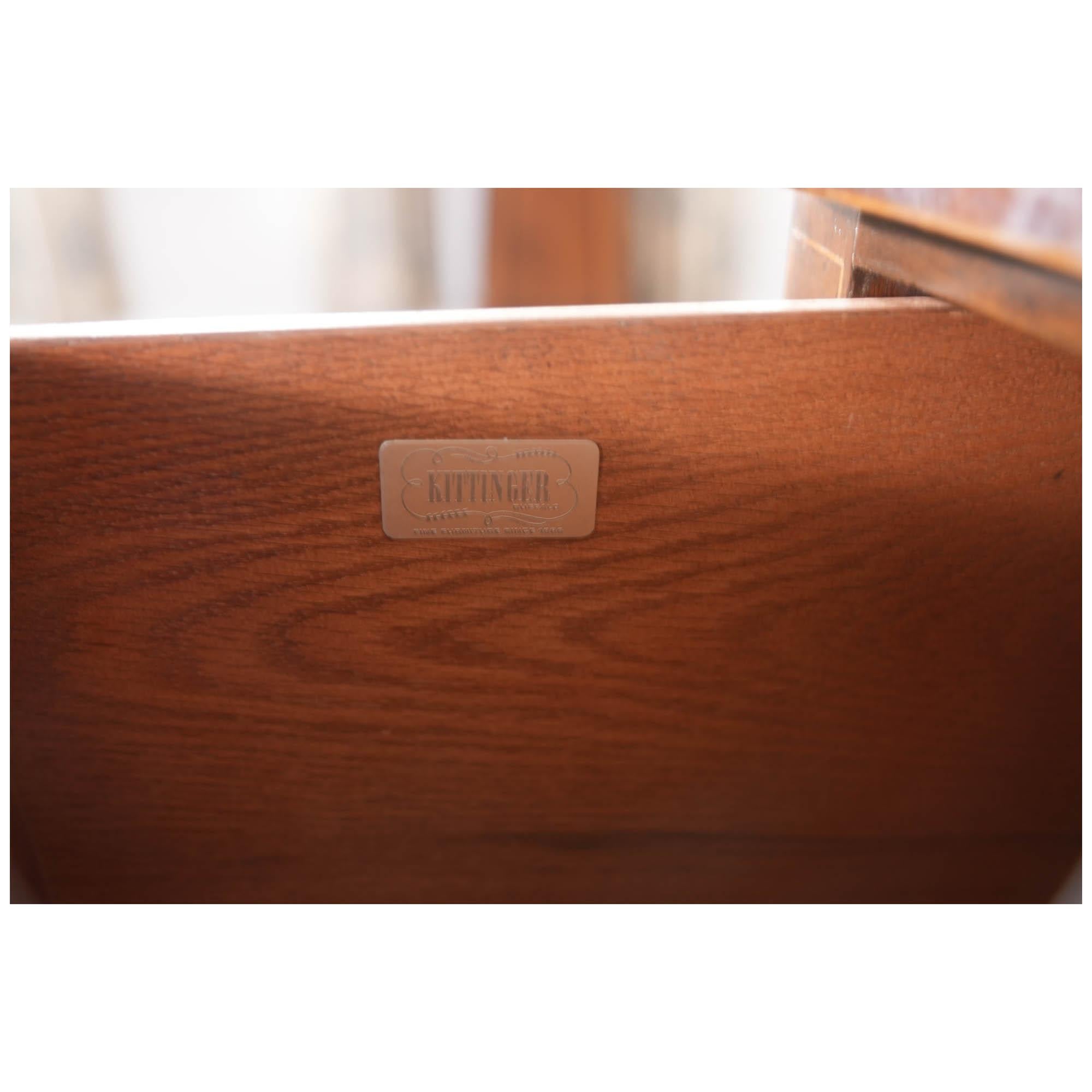 Kittinger Hepplewhite Style Sideboard For Sale 3