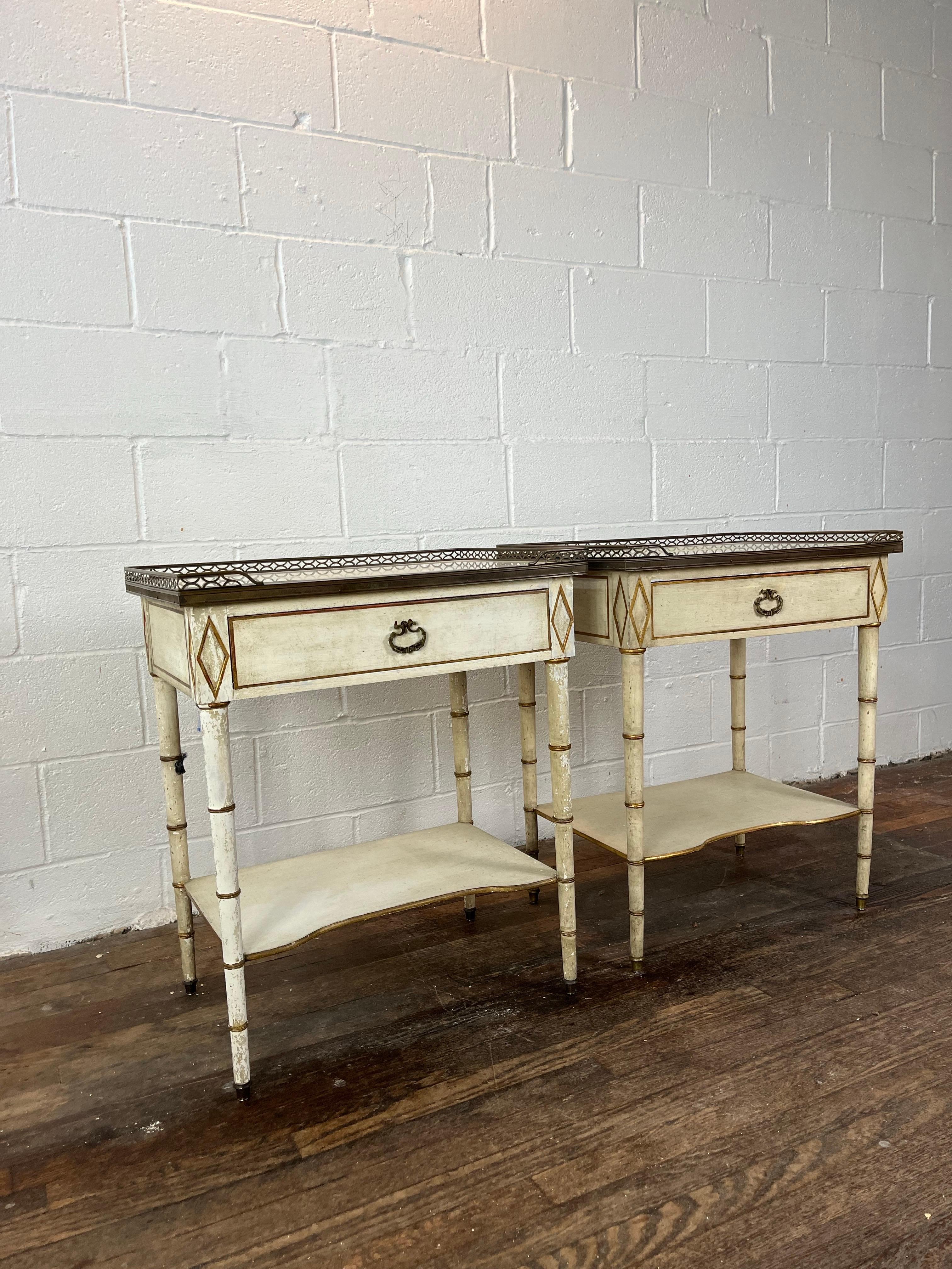American Kittinger Hollywood Regency Nightstands Faux Bamboo Marble and Brass For Sale