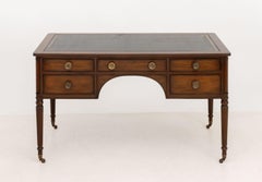 Kittinger Mahogany Kneehole Desk