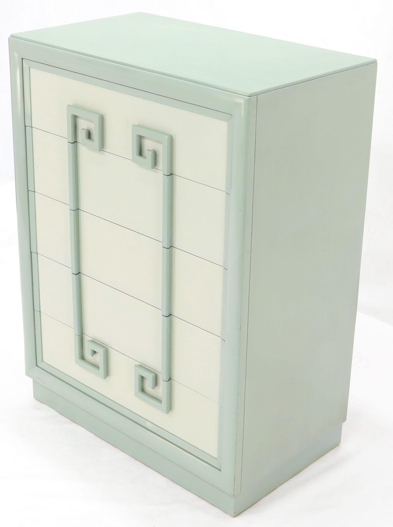 Kittinger Mandarin Pair of Chest Dresser Blue and White Lacquer Five Drawers For Sale 4