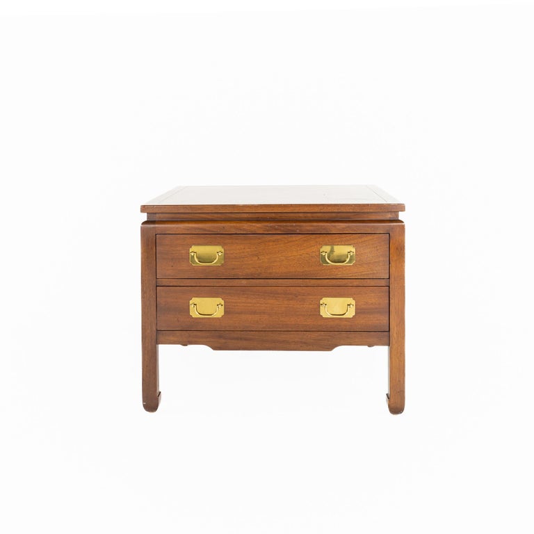 Kittinger mid century mahogany end table

This end table measures: 28 wide x 28 deep x 23 inches high

All pieces of furniture can be had in what we call restored vintage condition. That means the piece is restored upon purchase so it’s free of