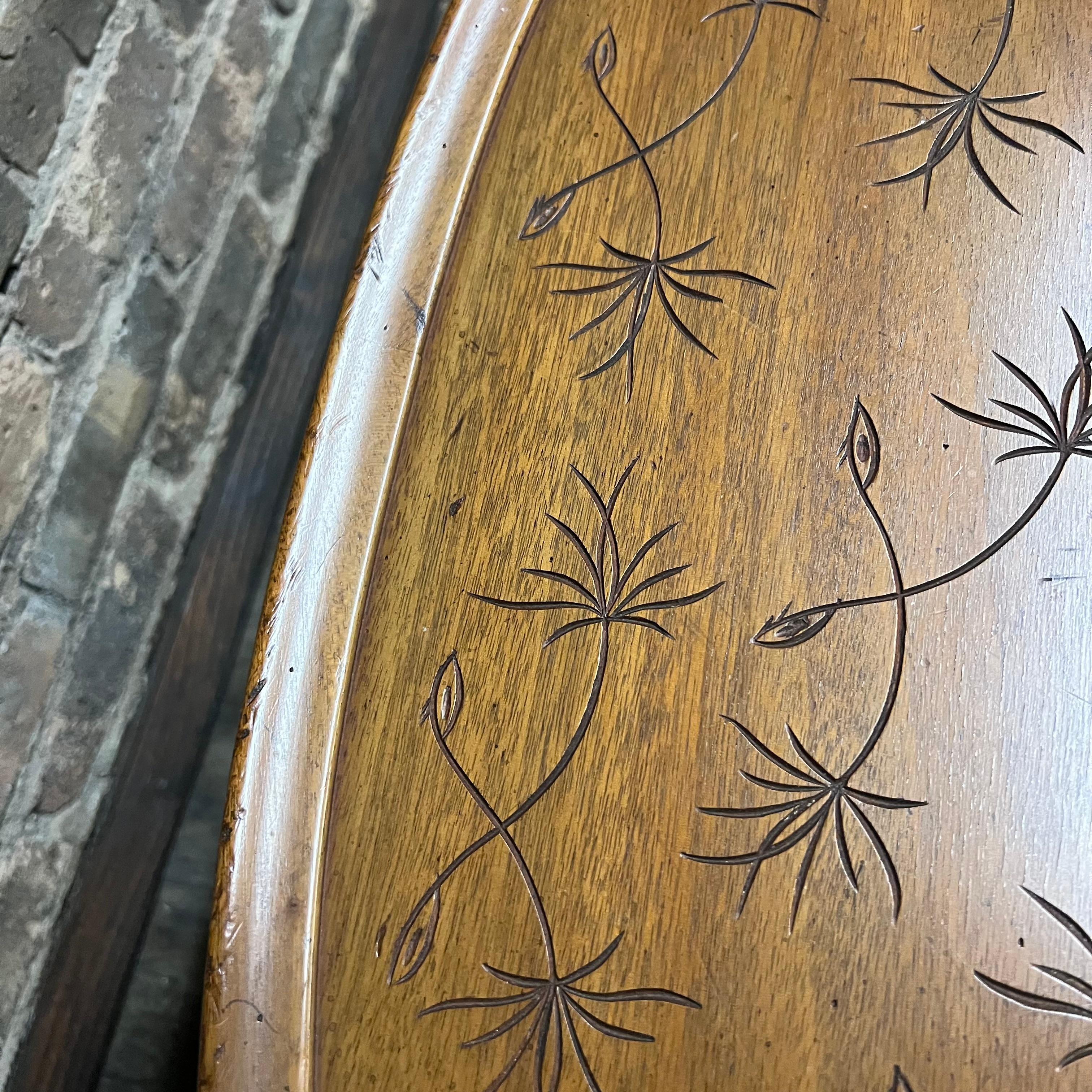 Kittinger Midcentury Oval Coffee Table with Incised Design on Faux Bamboo Base In Good Condition For Sale In Chicago, IL