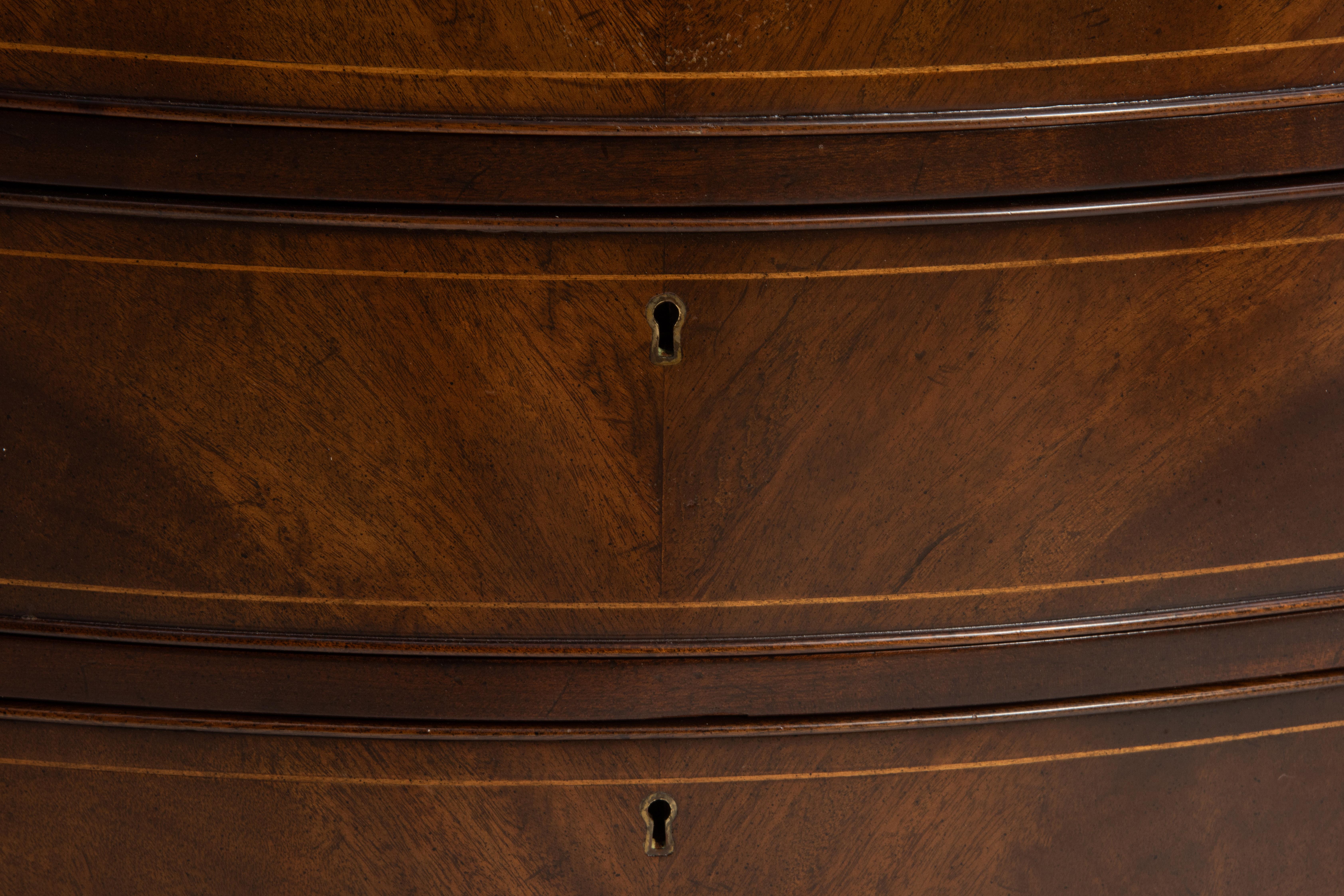 Cassettone a quattro cassetti intarsiato Kittinger Old Dominion Virginia Pattern in vendita 8
