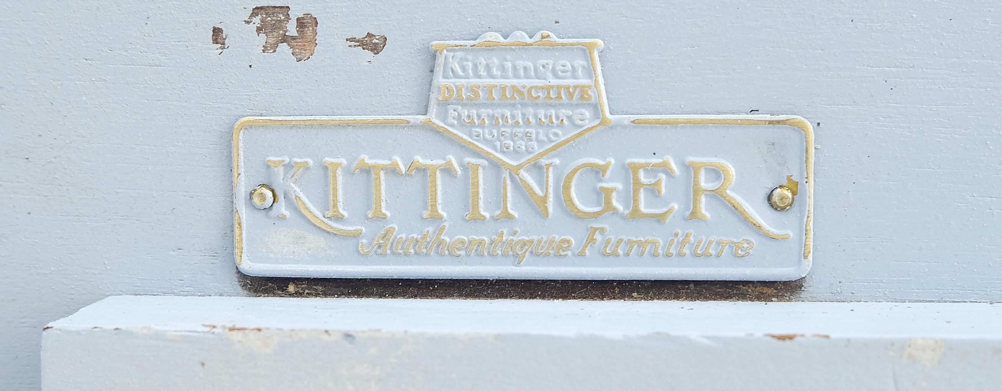 Kittinger Pintado Pintura Decorado Blanco Azul Gris Cama Completa Cabecero Rieles Moderno de mediados de siglo en venta