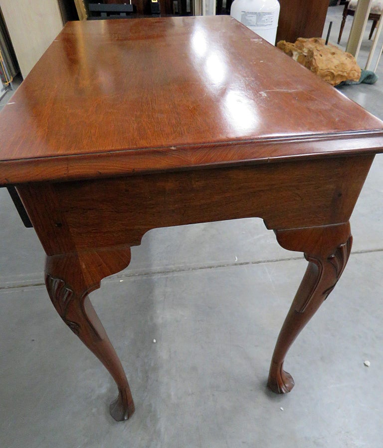 Kittinger Queen Anne Style Writing Table Desk at 1stDibs