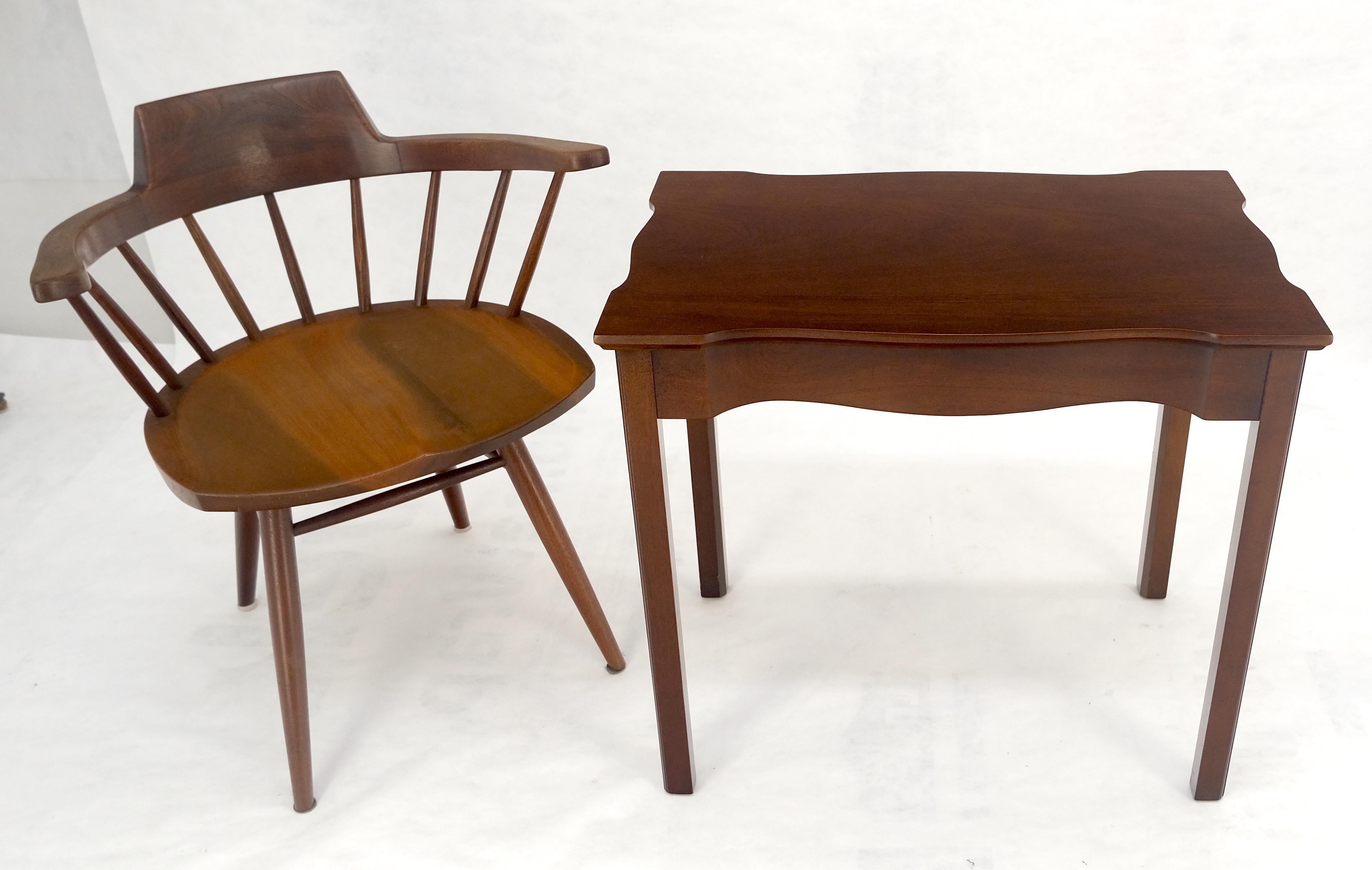 Laqué Kittinger Acajou massif Figural Top Side End Table Stand MINT en vente