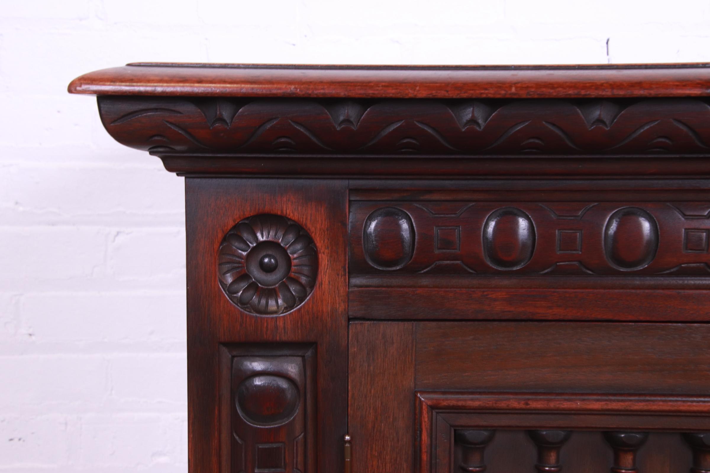 Kittinger Spanish Baroque Carved Walnut Server or Bar Cabinet, Circa 1920s For Sale 4