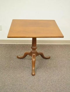 Kittinger Williamsburg Adaption Colonial Queen Anne Cherry Square Side Tea Table