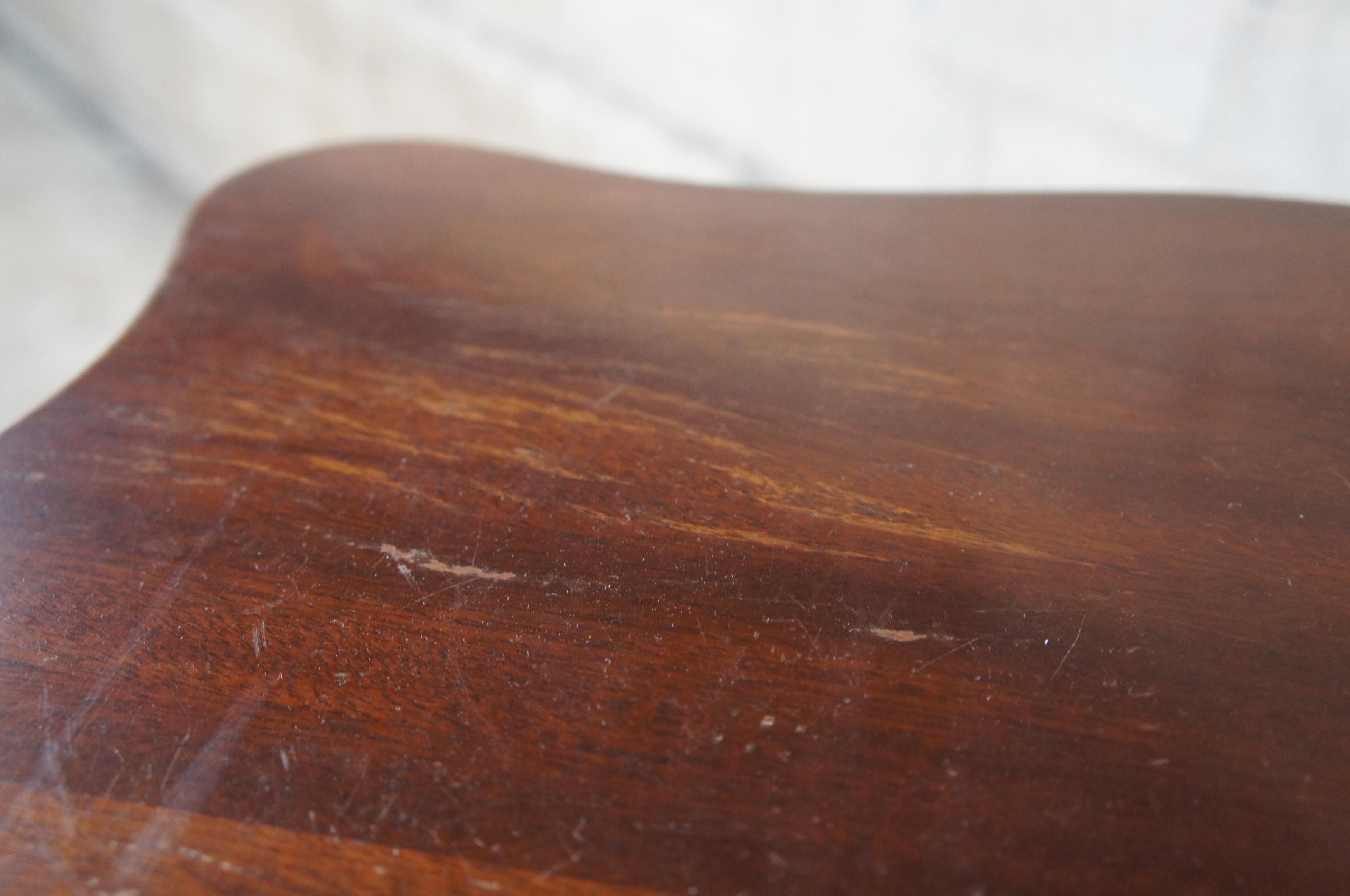 Acajou Kittinger - Support de bougie de table à plateau basculant en acajou de la restauration fédérale de Williamsburg en vente