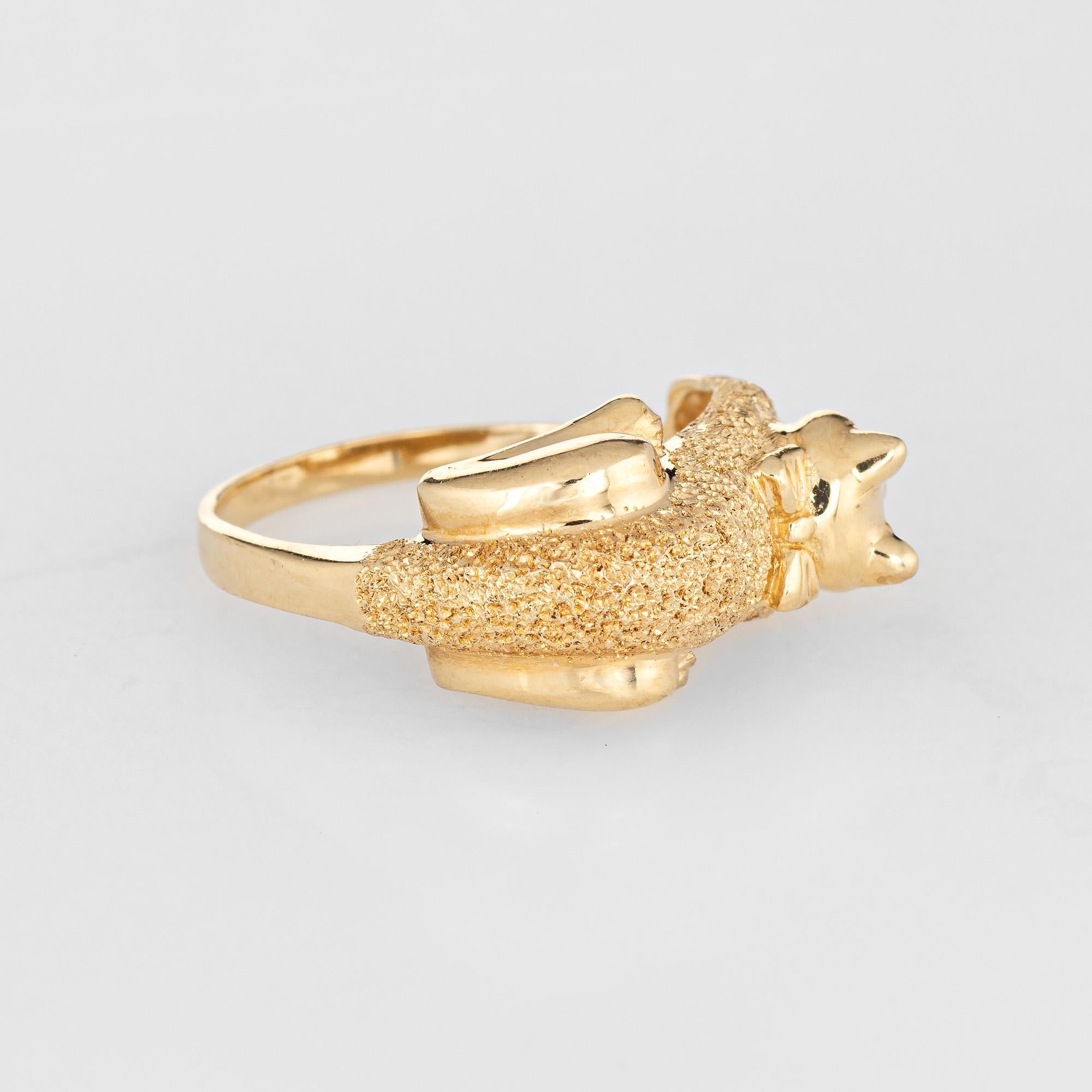 gold cat ring with emerald eyes