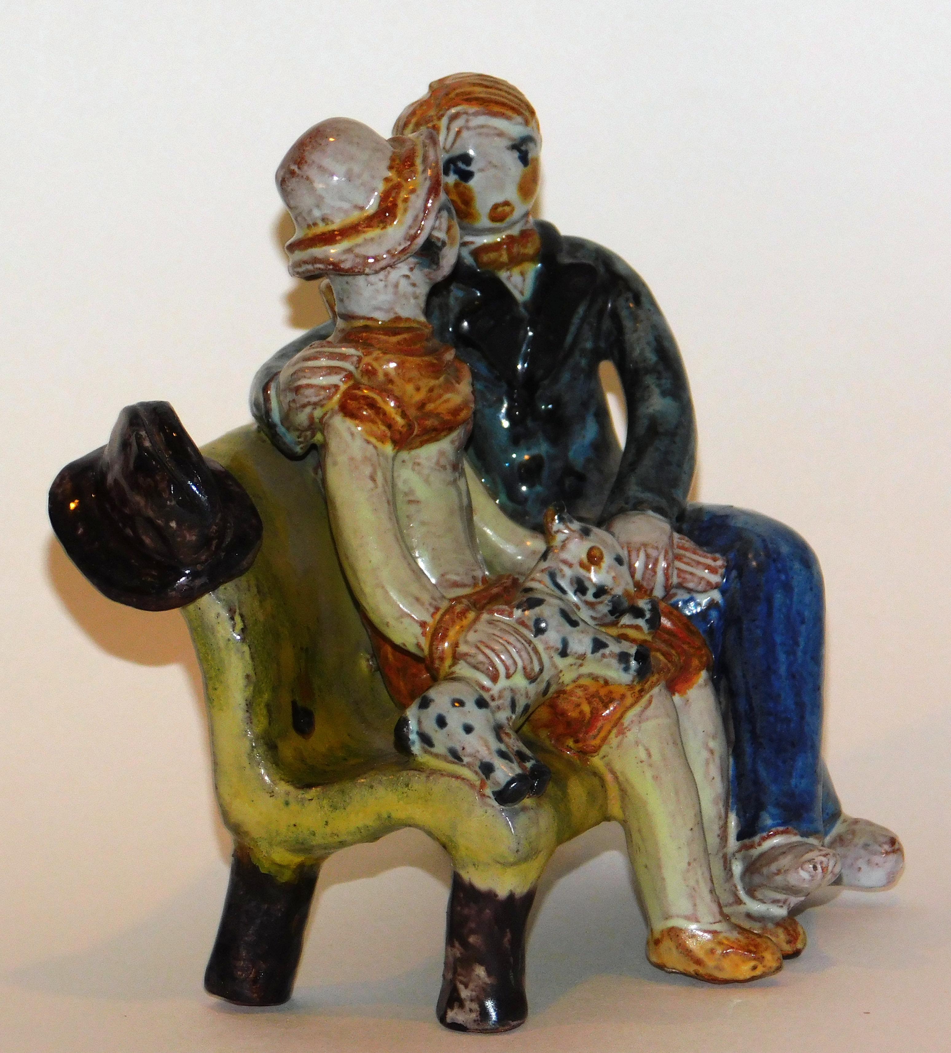 Kitty Rix Wiener Werkstatte Ceramic, 1927, Delightful Couple on a Bench In Good Condition For Sale In Phoenix, AZ