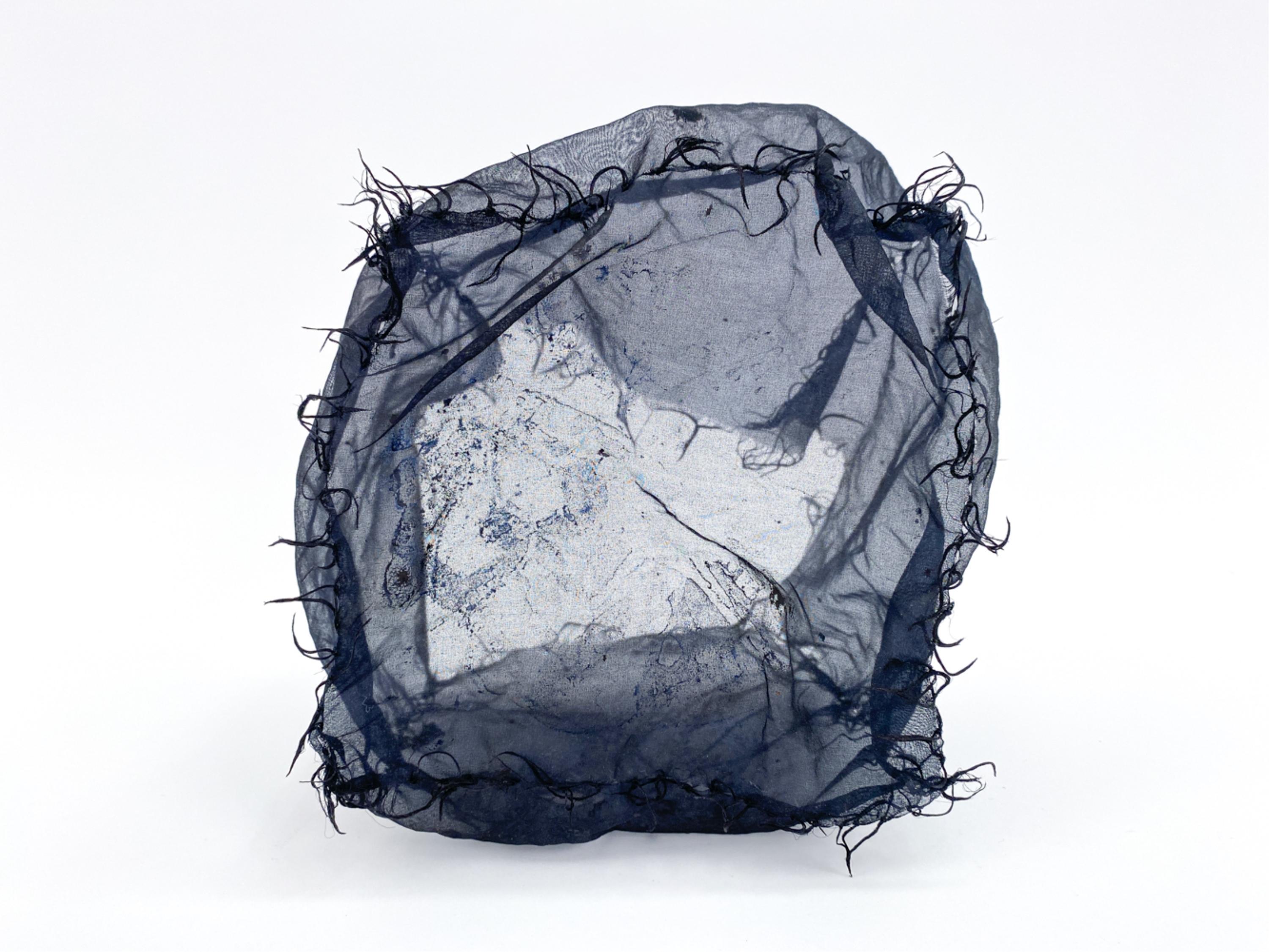 Kiyomi Iwata (geb.1941) „Gauze Box“ Abstrakte Skulptur, ca. 1990er Jahre im Angebot 2