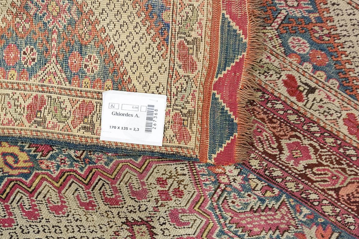 Kiz Ghiordes-Teppich im Angebot 7