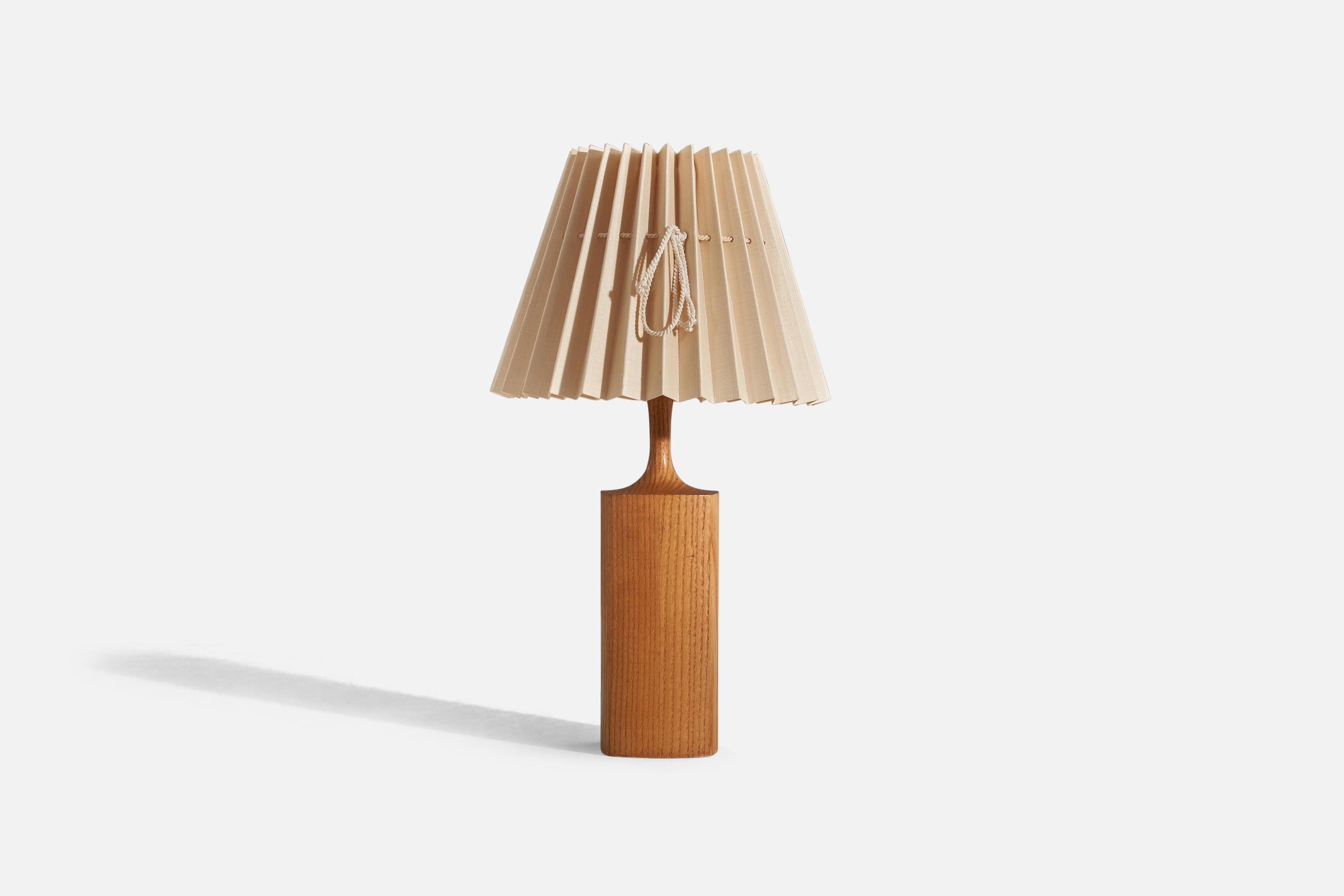 Mid-Century Modern Kjell Blomberg, Table Lamp, Oak, Paper, Cord, Sweden, 1960s For Sale